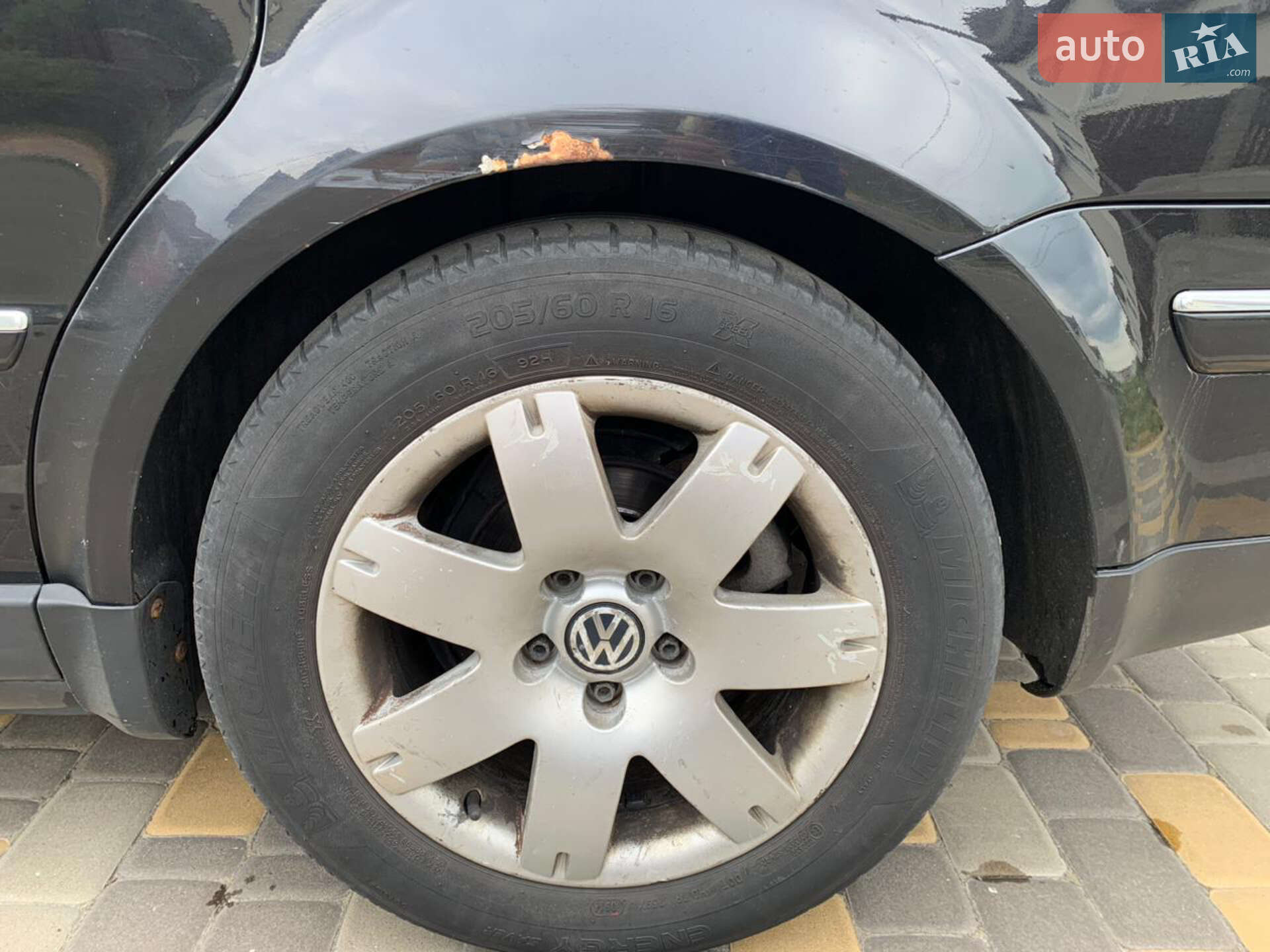 Volkswagen Passat 2002 VIN WVWZZZ3BZ2E389830 фото оголошення 9 з 19