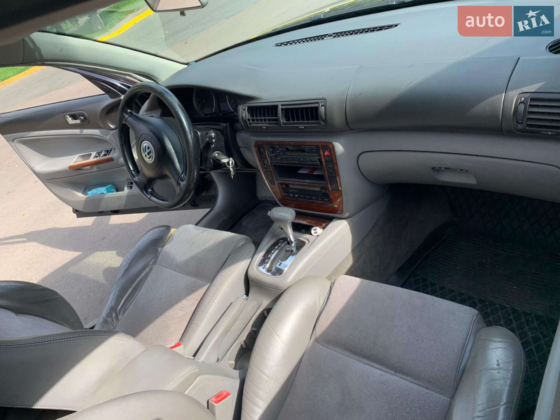 Volkswagen Passat 2002 VIN WVWZZZ3BZ2E389830 фото оголошення 17 з 19