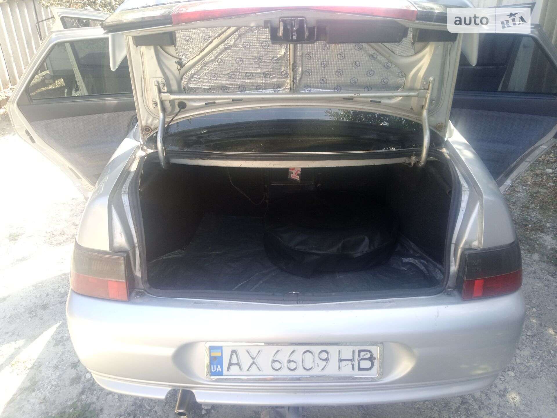 ВАЗ / Lada 2110 2003 VIN XTA21102030568634 фото оголошення 2 з 8