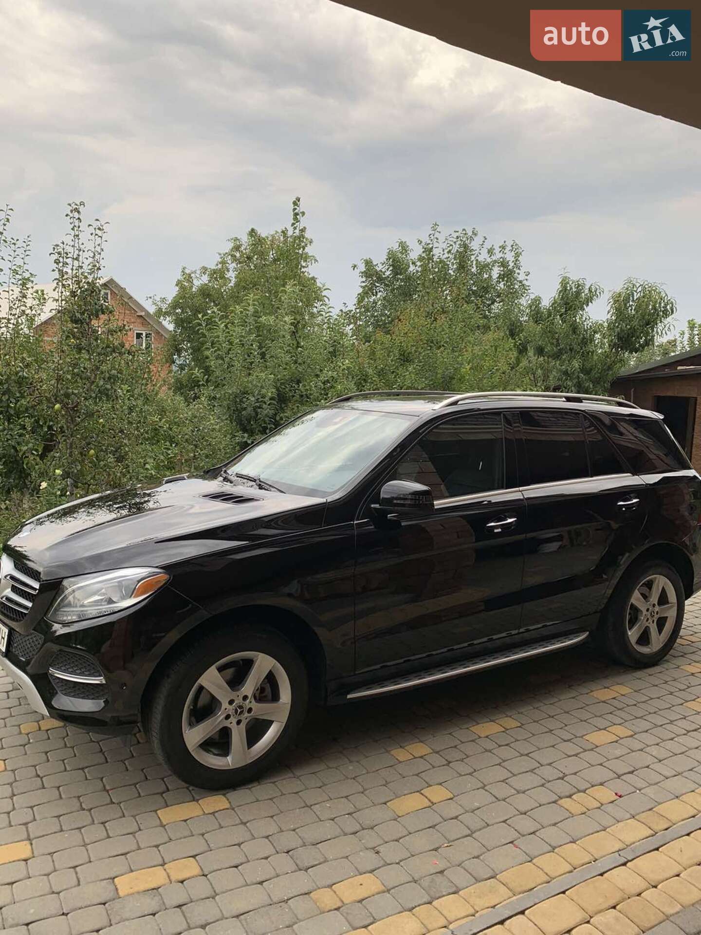 Mercedes-Benz GLE-Class 2017 VIN 4JGDA5HB7HA921330 фото оголошення 3 з 33