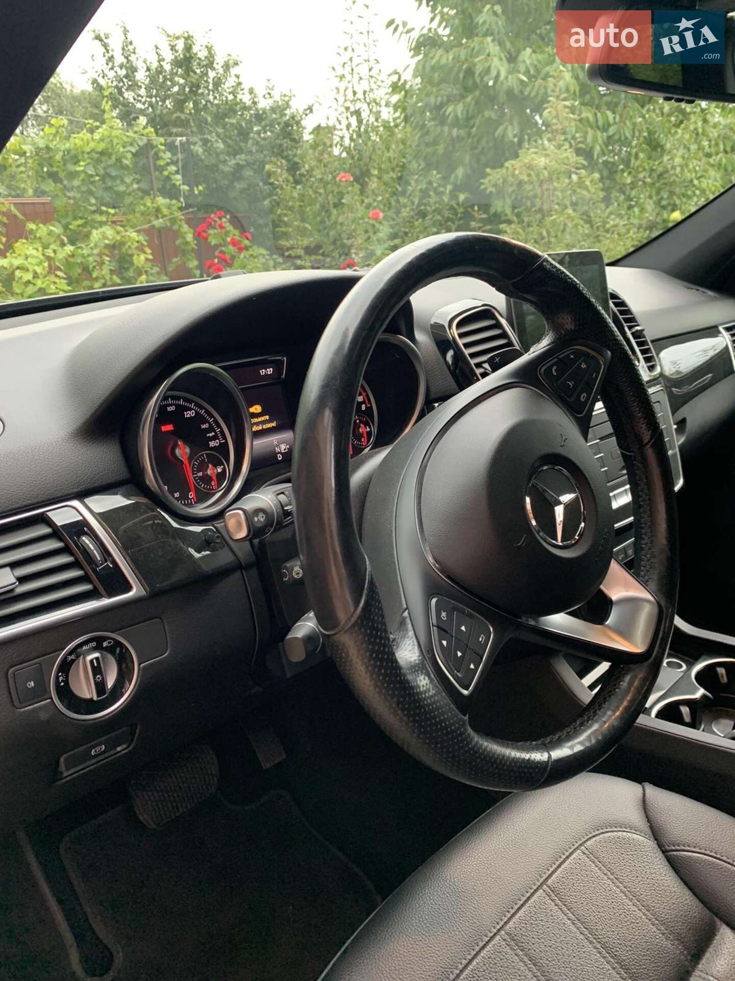 Mercedes-Benz GLE-Class 2017 VIN 4JGDA5HB7HA921330 фото оголошення 23 з 33