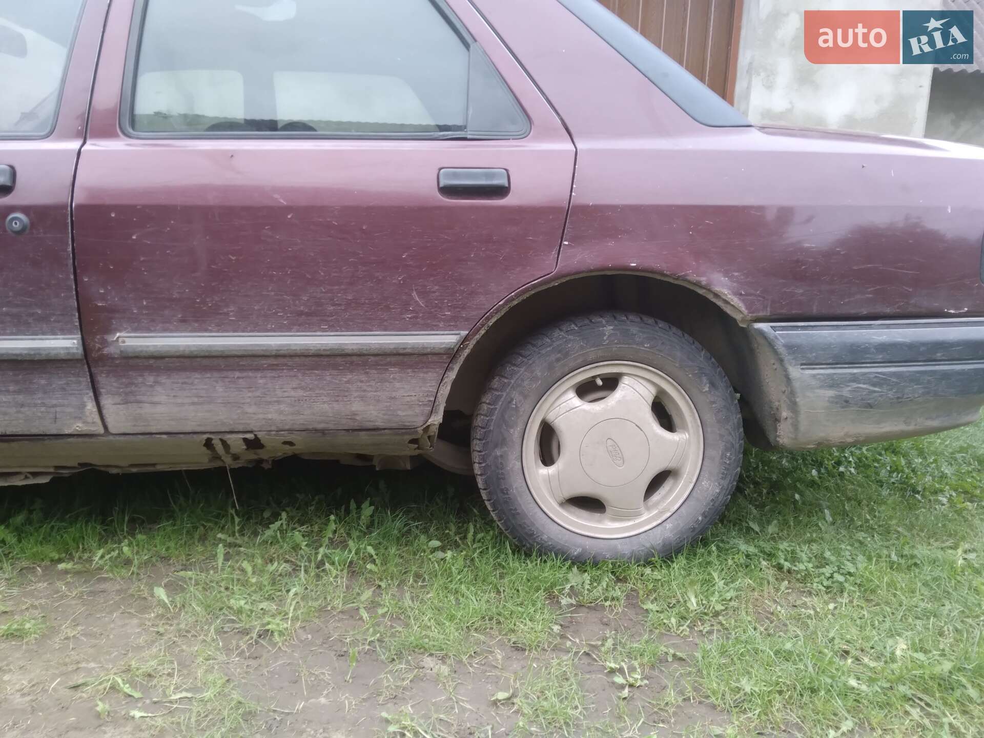 Ford Sierra 1991 VIN WF0FXXGBBFML04843 фото оголошення 8 з 11