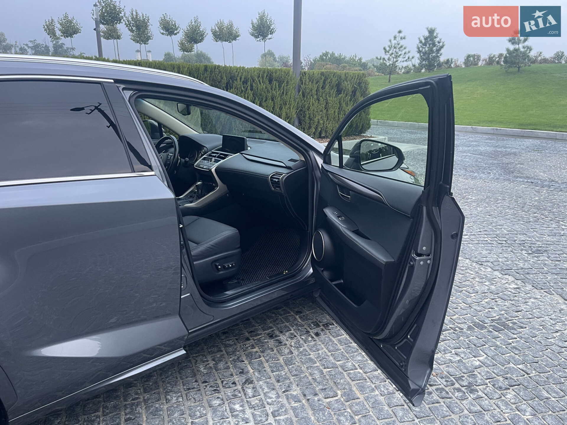 Lexus NX 2019 VIN JTJYARBZ8K2155500 фото оголошення 15 з 21