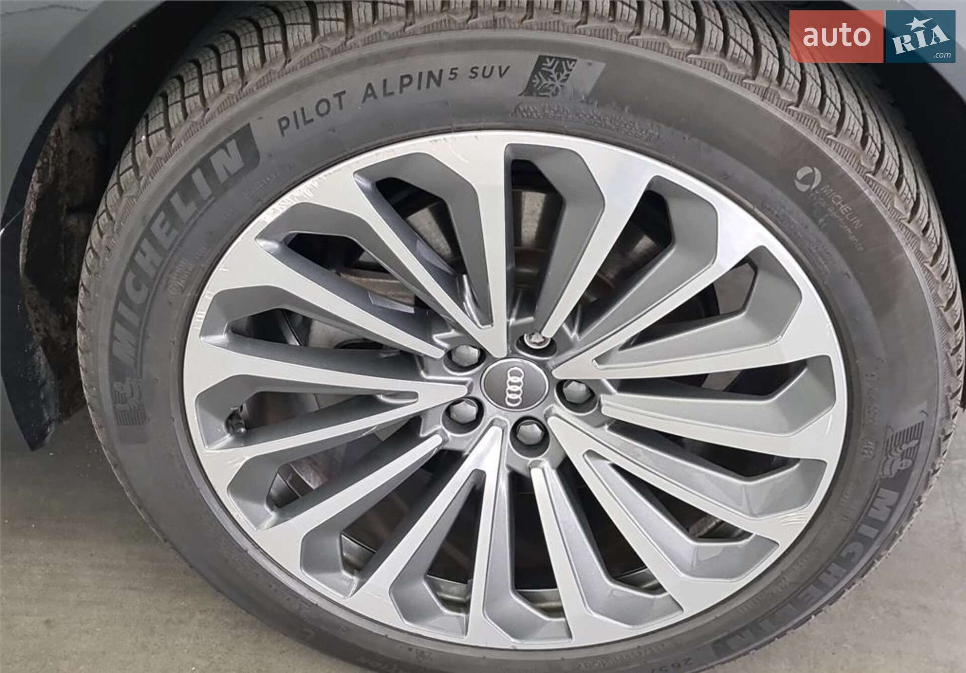 Audi e-tron 2020 VIN WAUZZZGE4LB028201 фото оголошення 23 з 38