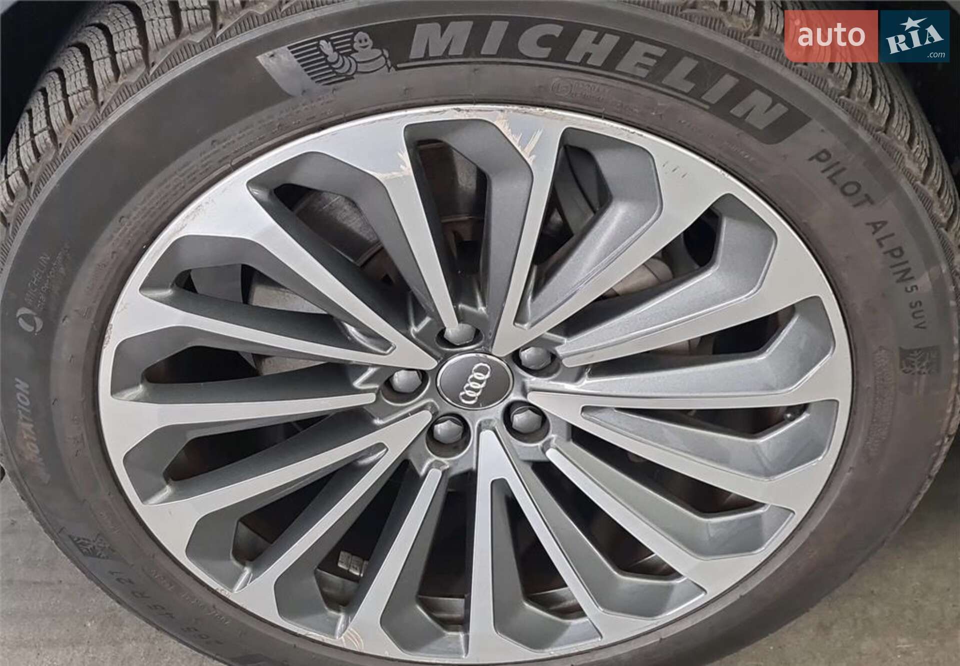 Audi e-tron 2020 VIN WAUZZZGE4LB028201 фото оголошення 25 з 38