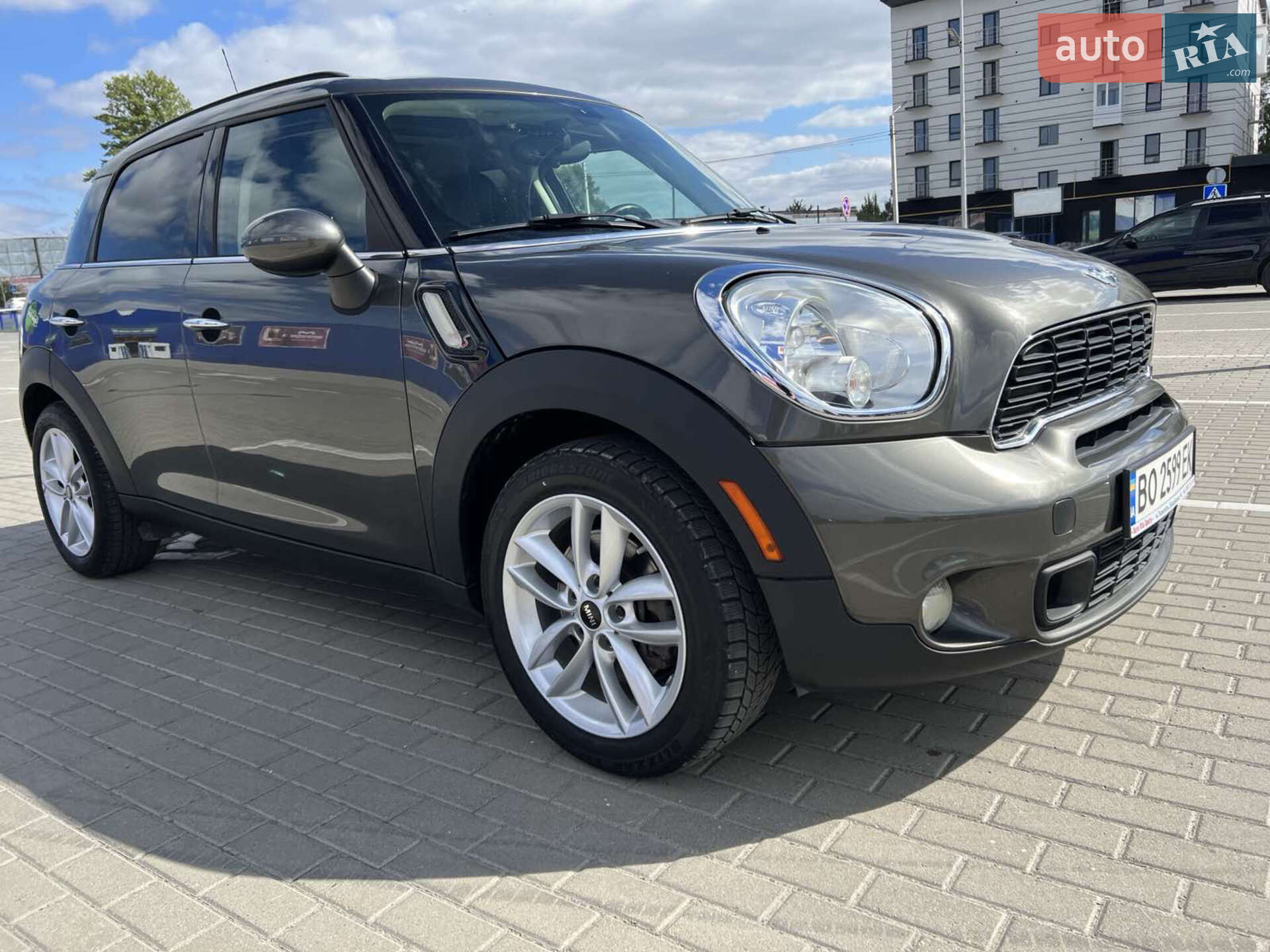 Mini Countryman 2014 VIN WMWZC3C58EWP28741 фото оголошення 2 з 32