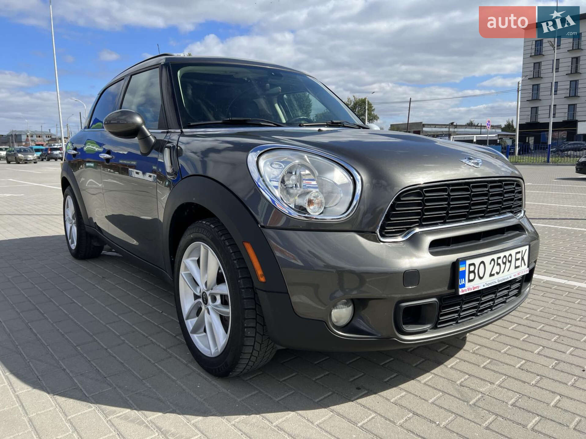 Mini Countryman 2014 VIN WMWZC3C58EWP28741 фото оголошення 4 з 32