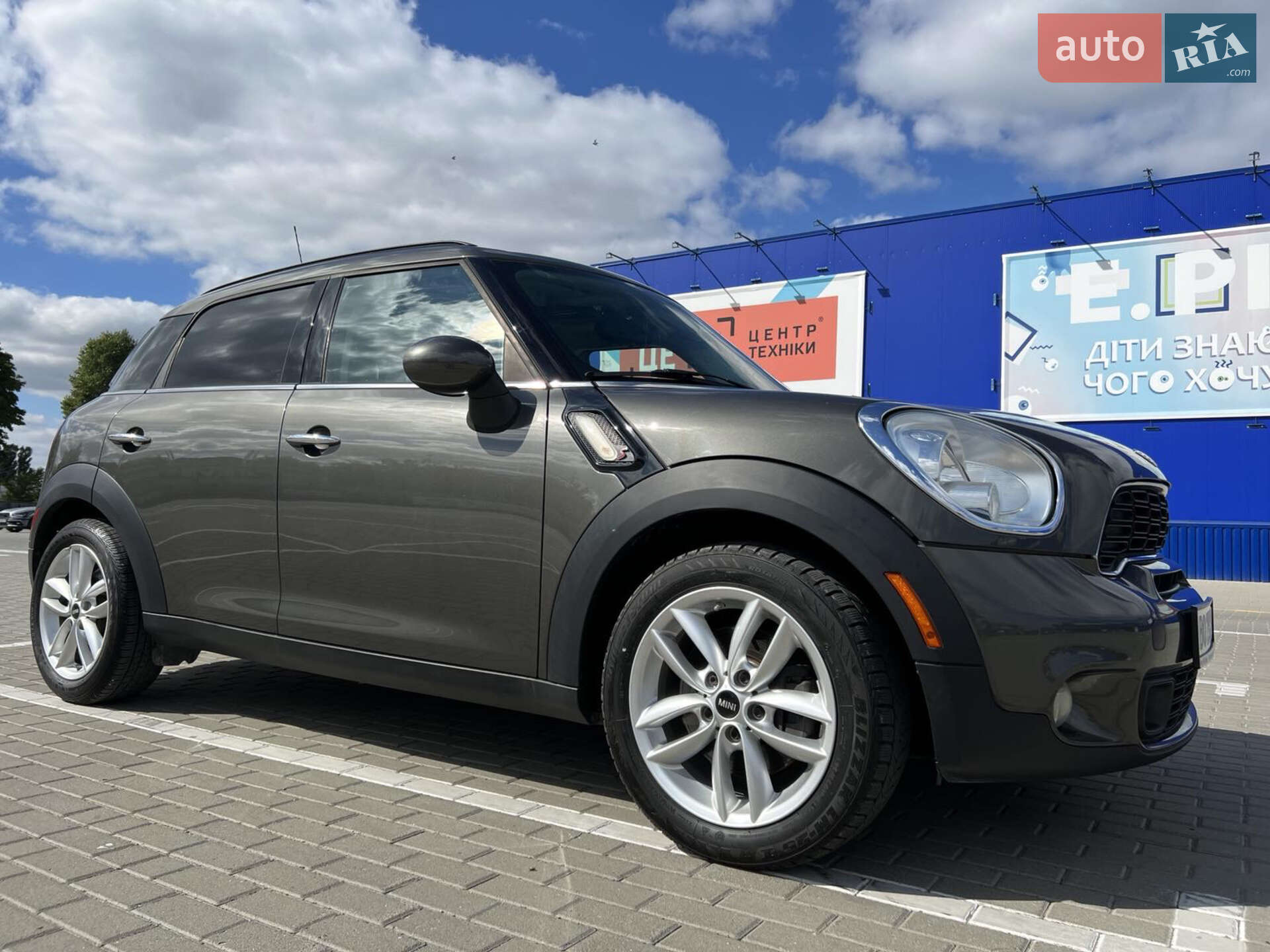 Mini Countryman 2014 VIN WMWZC3C58EWP28741 фото оголошення 9 з 32