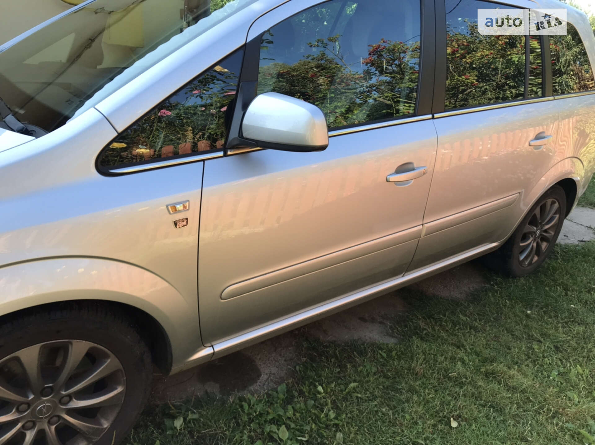 Opel Zafira 2010 VIN W0L0AHM75A2130942 фото оголошення 11 з 16