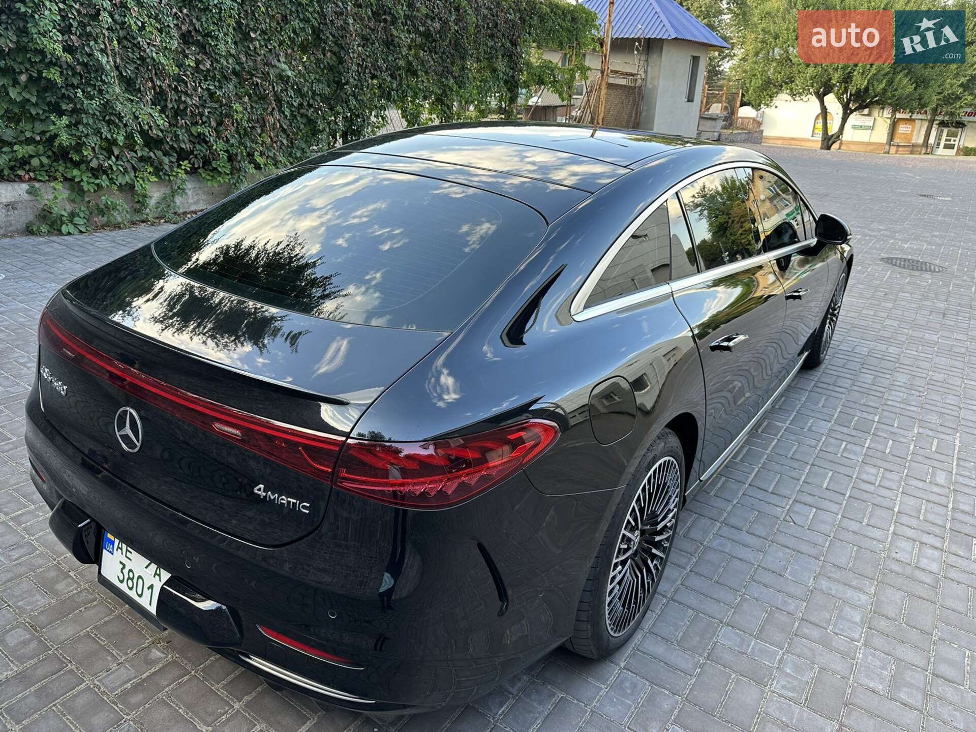 Mercedes-Benz EQS 2021 VIN W1KCG4EB1NA004303 фото оголошення 4 з 36