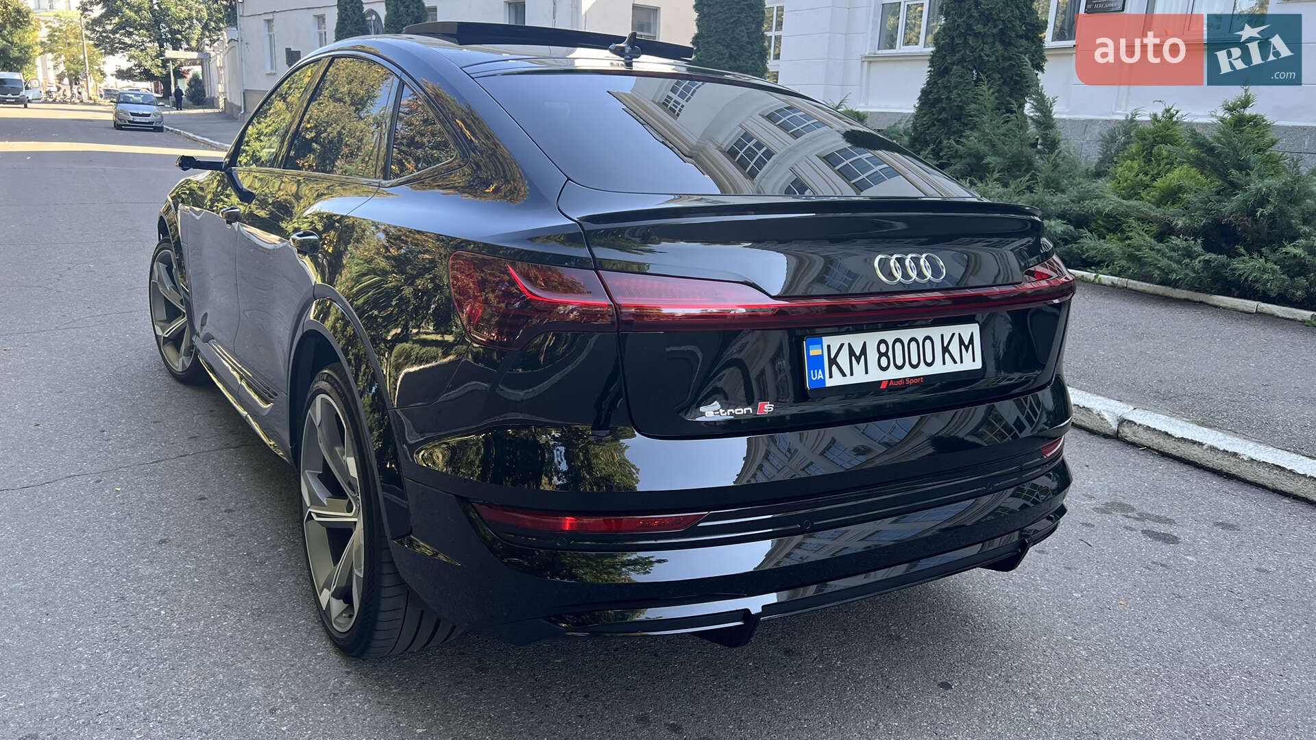 Audi e-tron S Sportback 2021 VIN WAUZZZGE6MB019307 фото оголошення 19 з 40