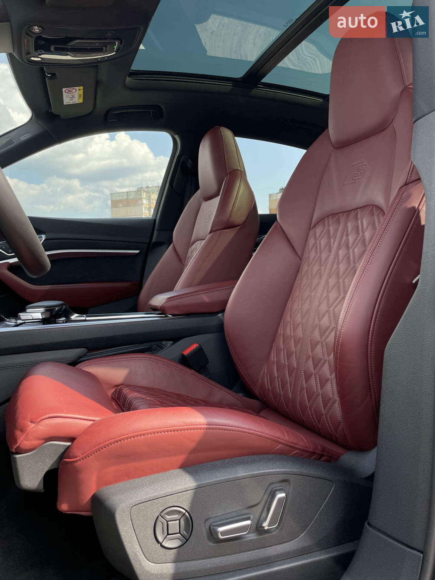 Audi e-tron S Sportback 2021 VIN WAUZZZGE6MB019307 фото оголошення 35 з 40