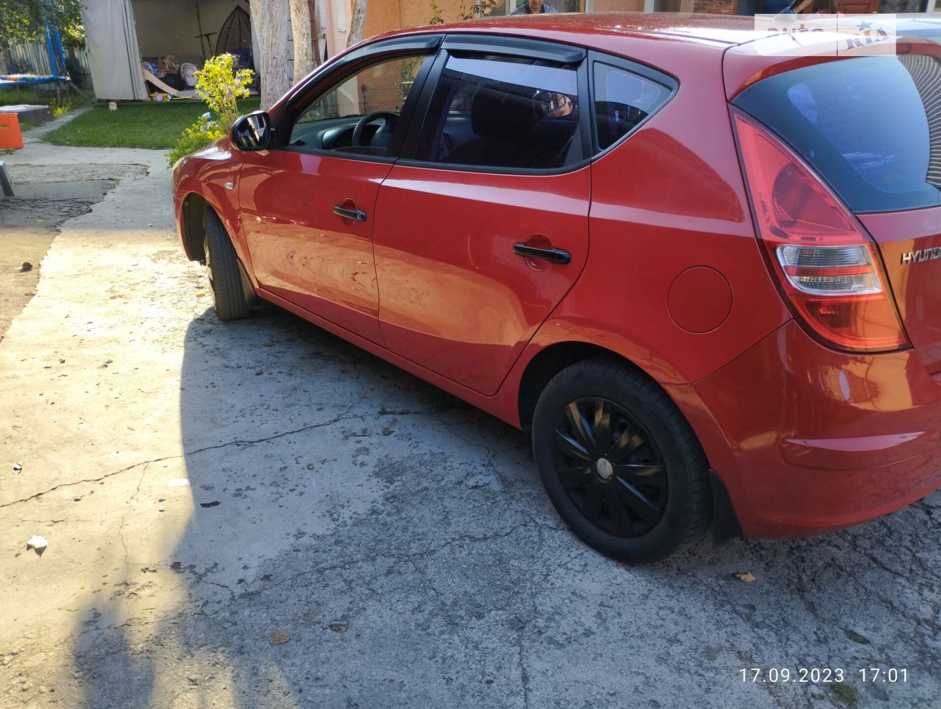 Hyundai i30 2010 VIN TMADB51DAAJ121484 фото оголошення 2 з 18