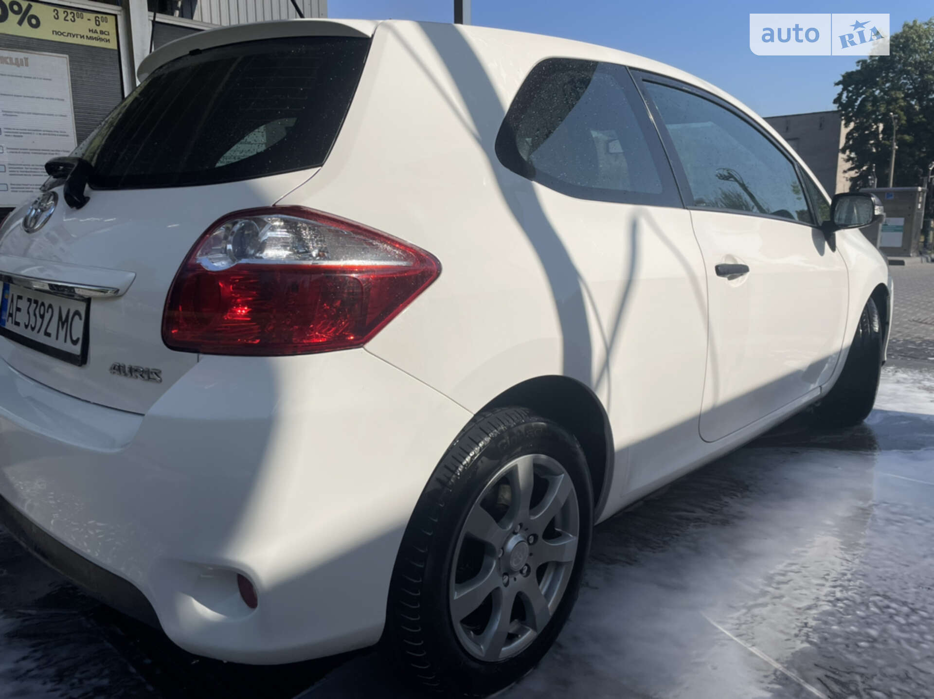 Toyota Auris 2010 VIN NMTJT56E30R024266 фото оголошення 2 з 7