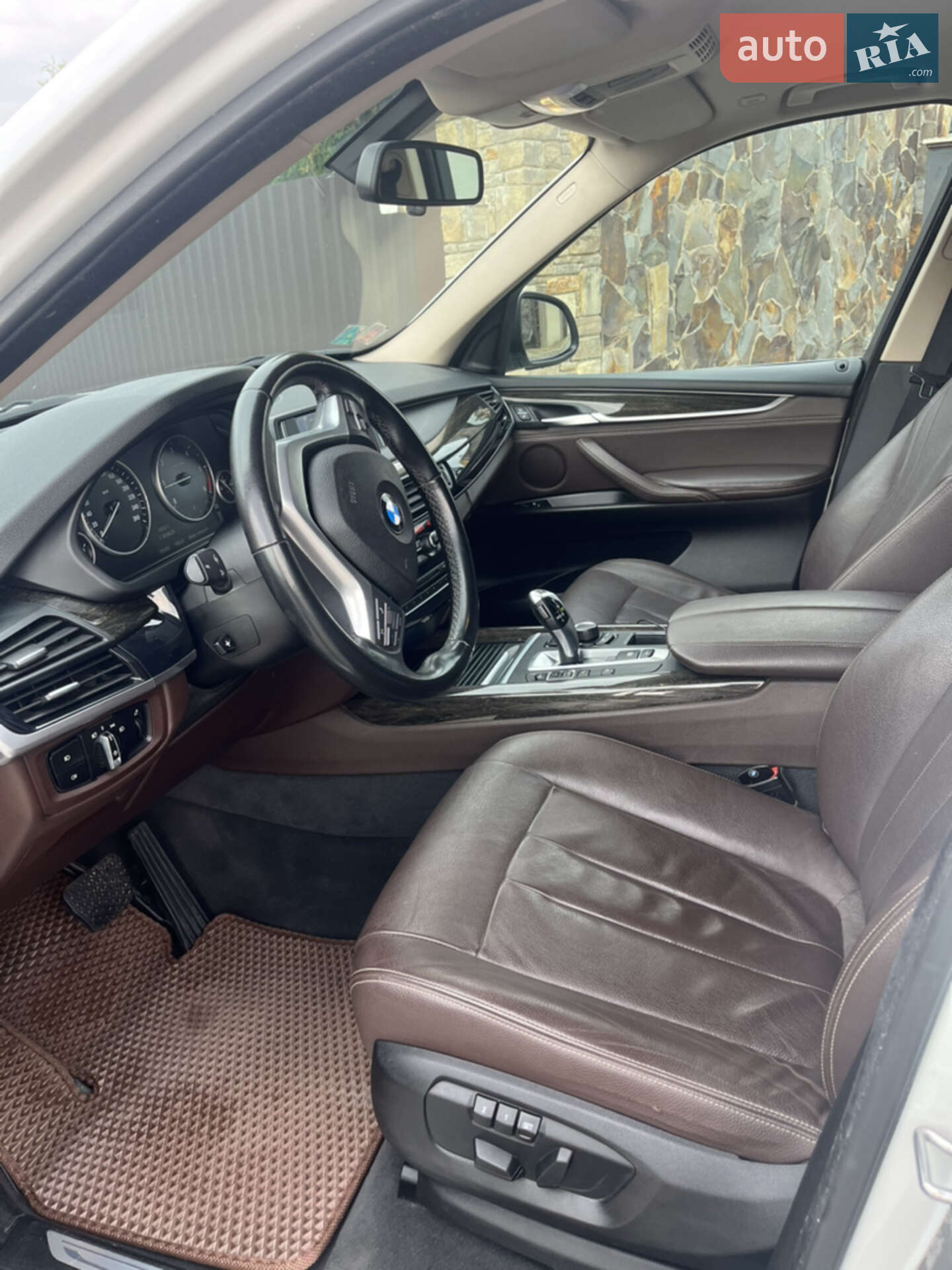 BMW X5 2015 VIN WBALS010900S34303 фото оголошення 7 з 11