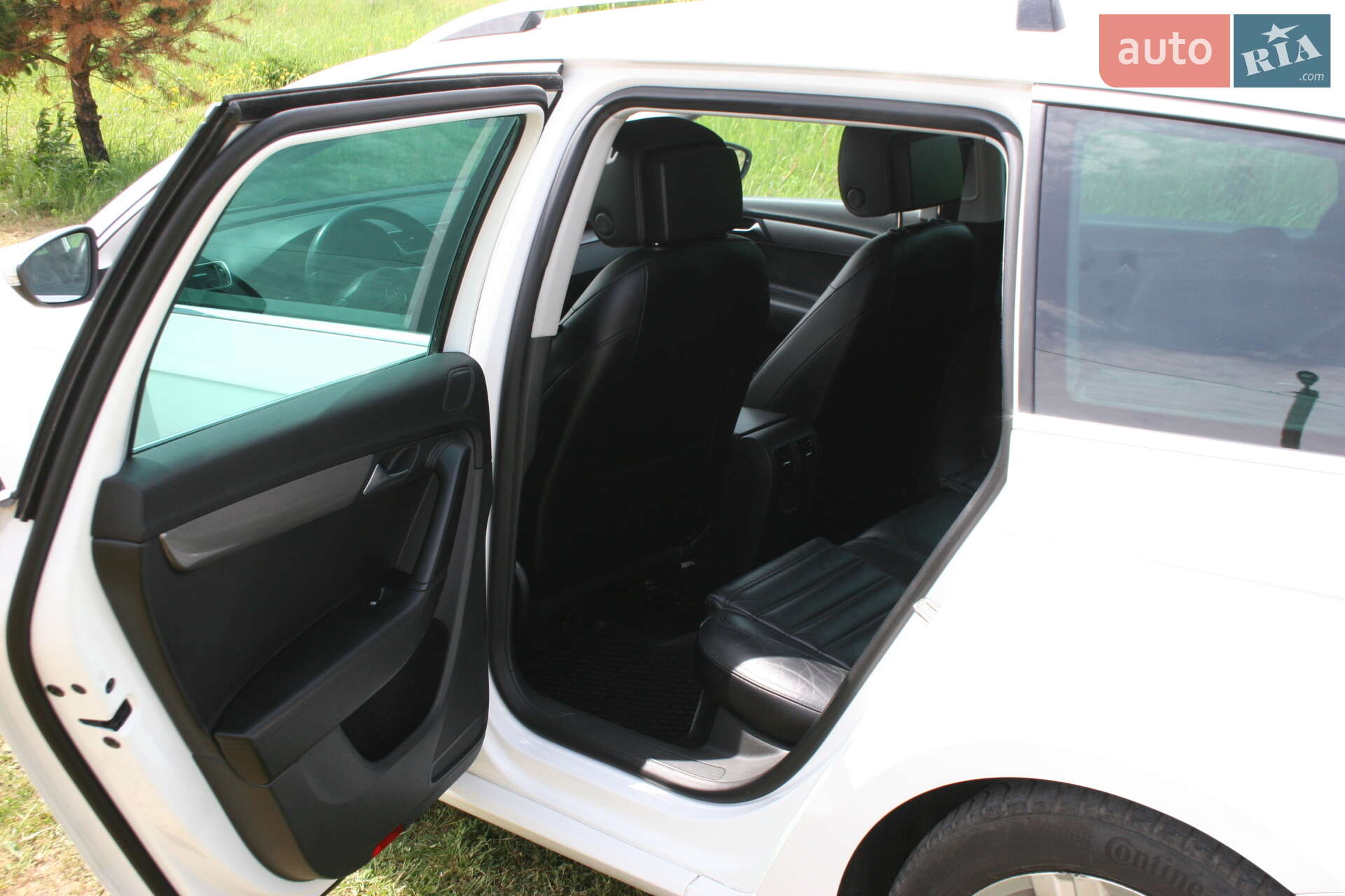 Volkswagen Passat 2011 VIN WVWZZZ3CZCE052827 фото оголошення 22 з 152