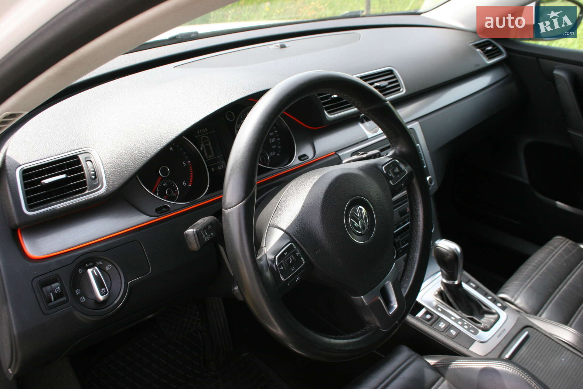Volkswagen Passat 2011 VIN WVWZZZ3CZCE052827 фото оголошення 25 з 152