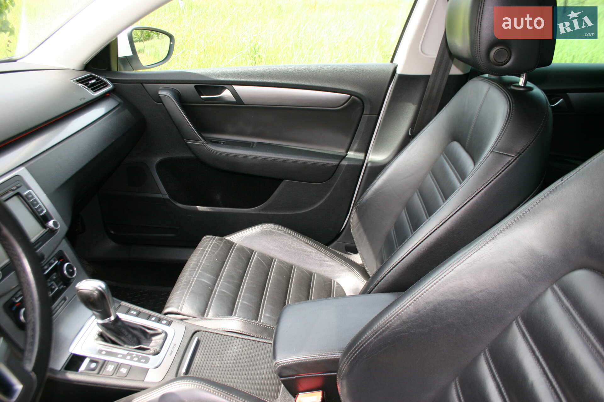 Volkswagen Passat 2011 VIN WVWZZZ3CZCE052827 фото оголошення 27 з 152