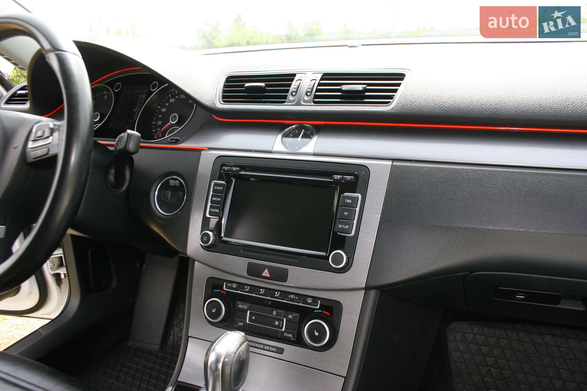 Volkswagen Passat 2011 VIN WVWZZZ3CZCE052827 фото оголошення 33 з 152