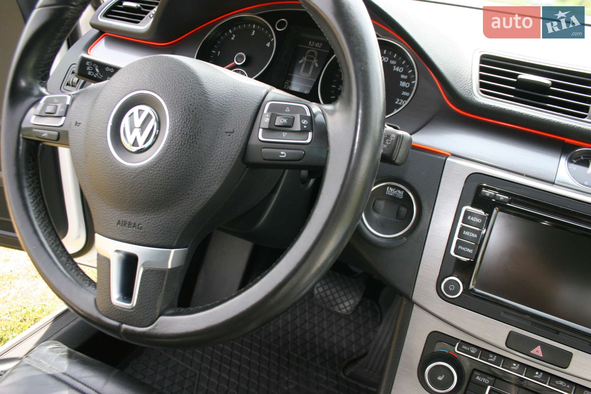 Volkswagen Passat 2011 VIN WVWZZZ3CZCE052827 фото оголошення 36 з 152