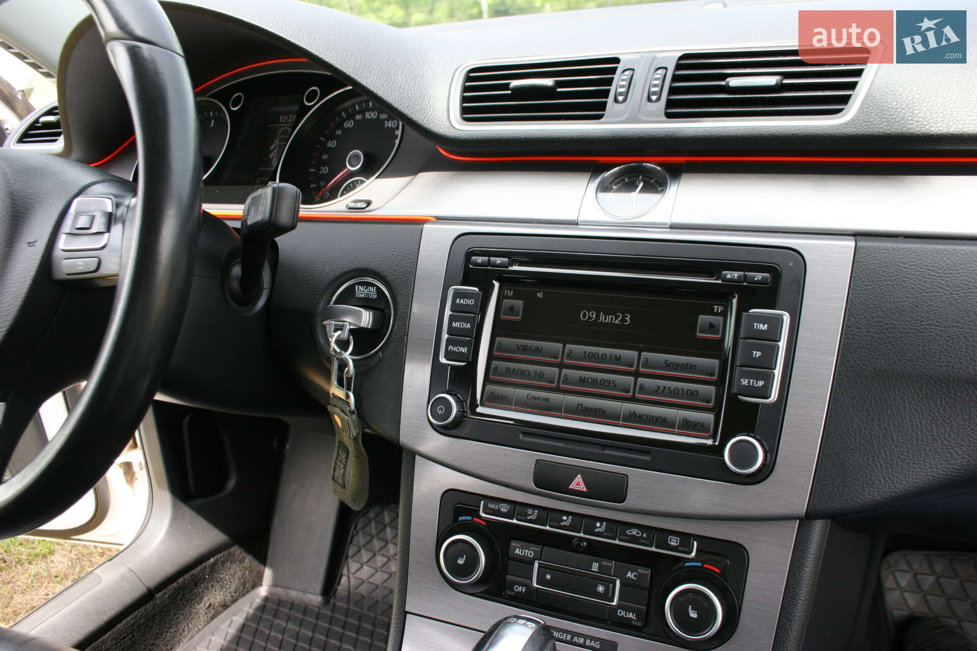 Volkswagen Passat 2011 VIN WVWZZZ3CZCE052827 фото оголошення 90 з 152