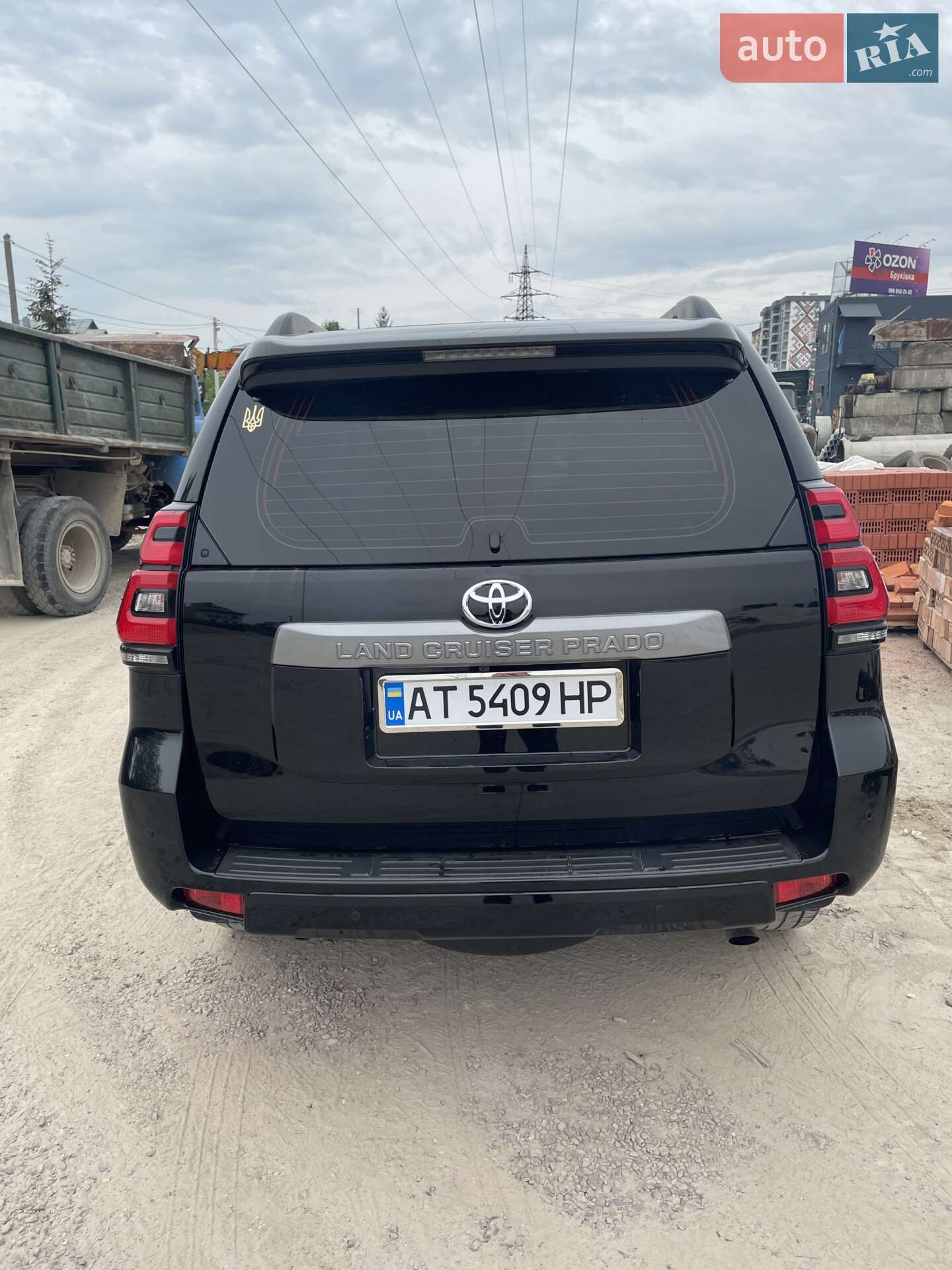 Toyota Land Cruiser Prado 2019 VIN JTEBU3FJ30K167869 фото оголошення 2 з 14