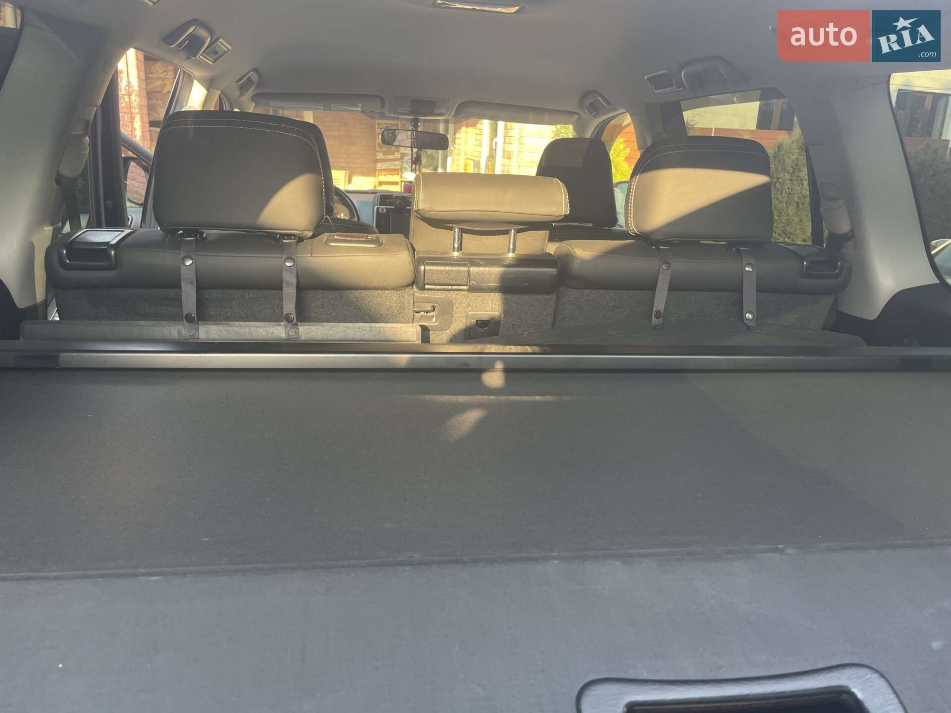 Toyota Land Cruiser Prado 2019 VIN JTEBU3FJ30K167869 фото оголошення 4 з 14