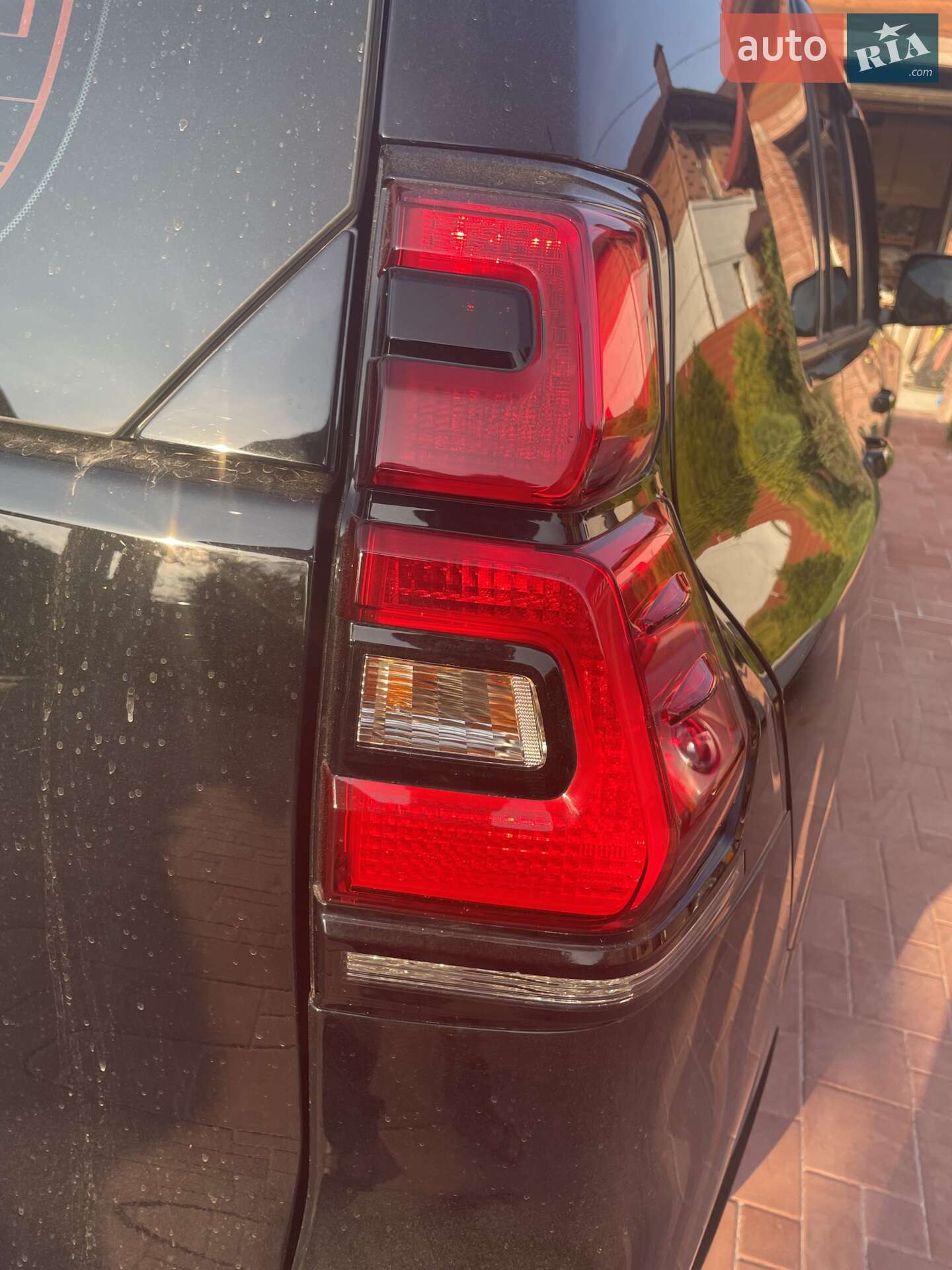 Toyota Land Cruiser Prado 2019 VIN JTEBU3FJ30K167869 фото оголошення 12 з 14