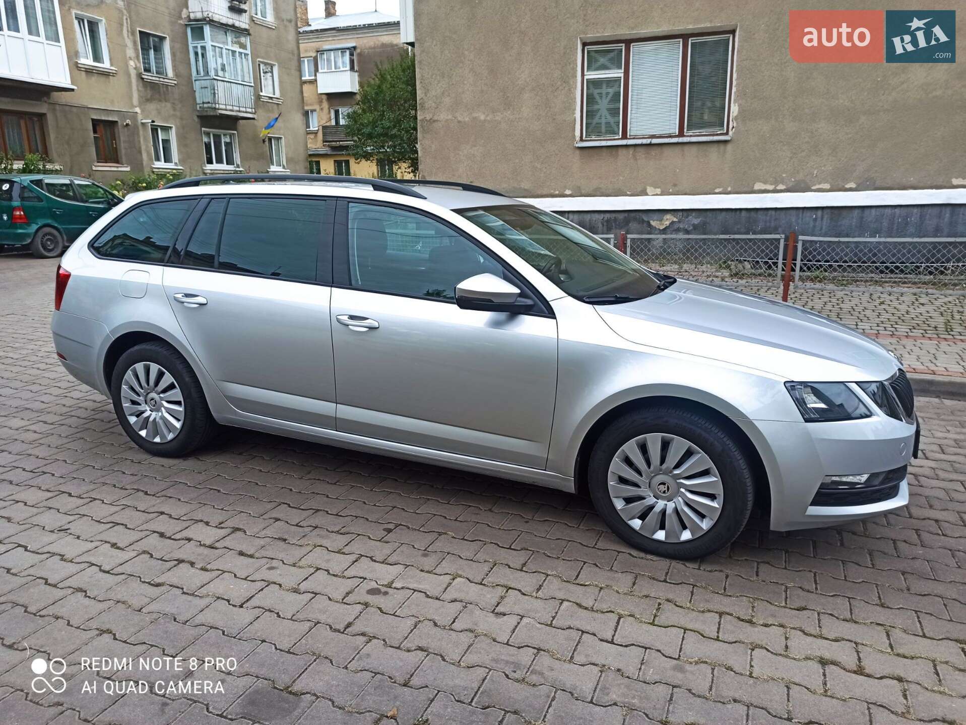 Skoda Octavia 2019 VIN TMBJG7NE7K0212037 фото оголошення 3 з 11