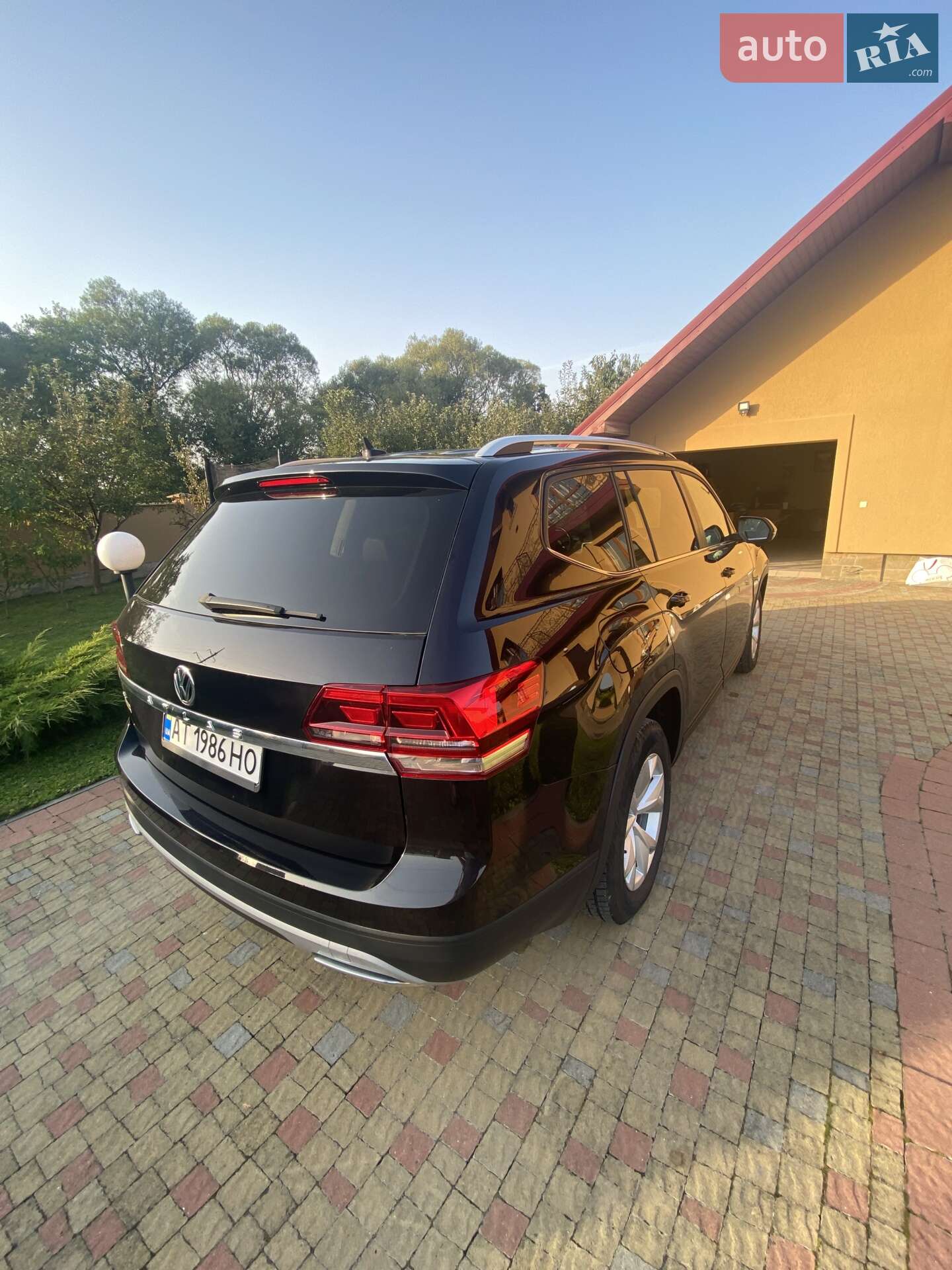 Volkswagen Atlas 2019 VIN 1V2DP2CA8KC618714 фото оголошення 4 з 15
