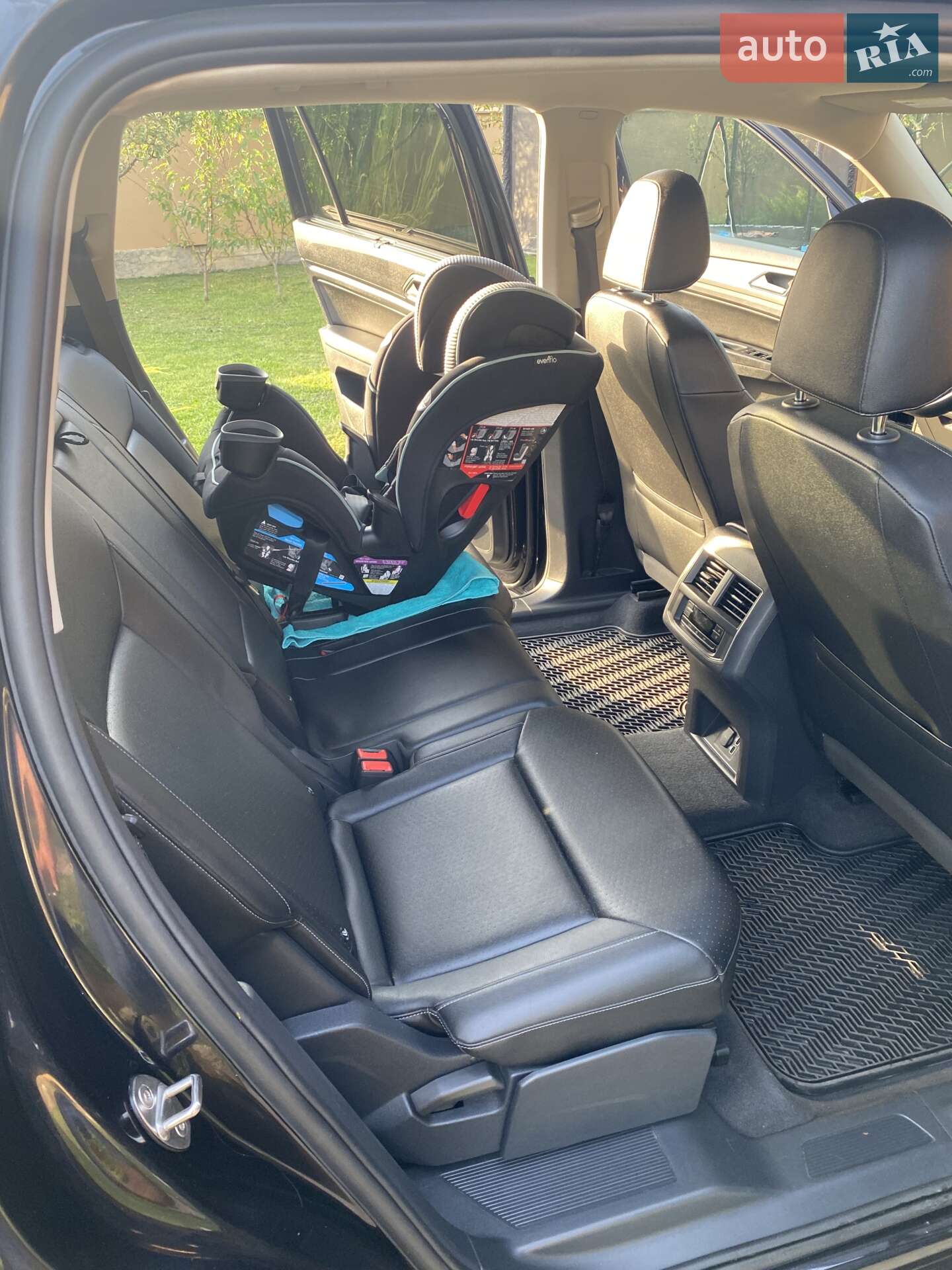 Volkswagen Atlas 2019 VIN 1V2DP2CA8KC618714 фото оголошення 10 з 15