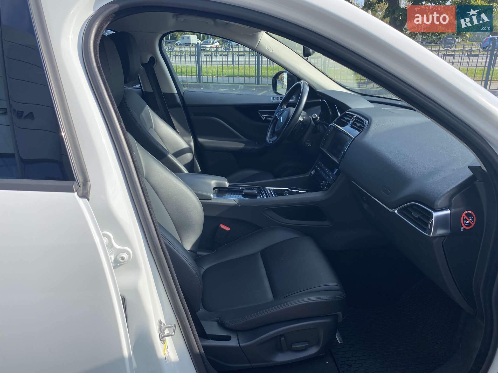 Jaguar F-Pace 2018 VIN SADCA2BNXJA239649 фото оголошення 6 з 11