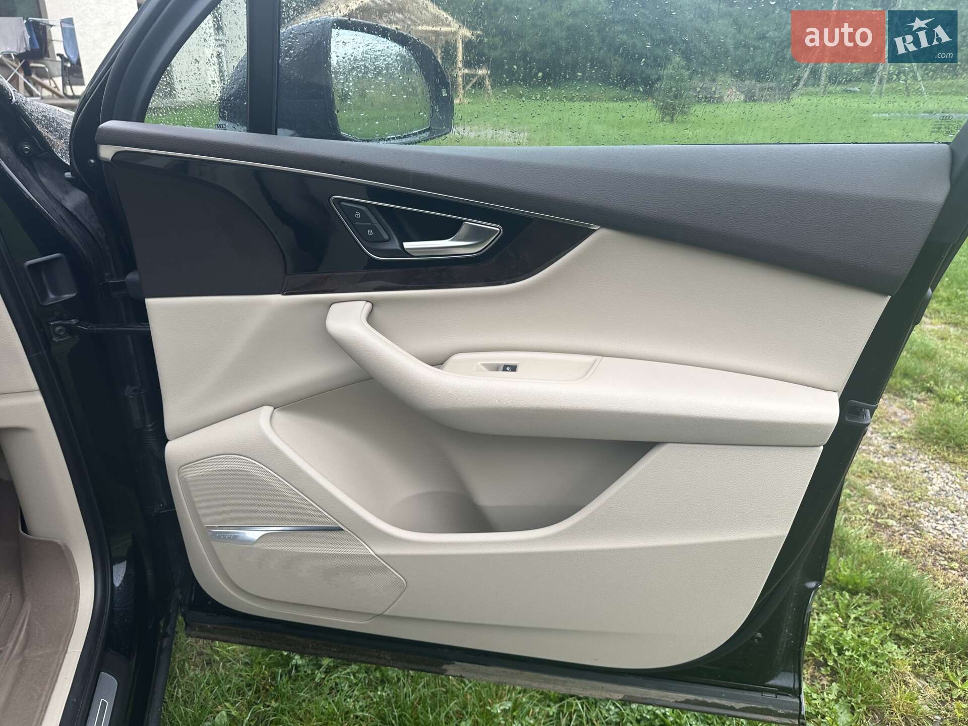 Audi Q7 2016 VIN WA1VAAF79HD027659 фото оголошення 19 з 22