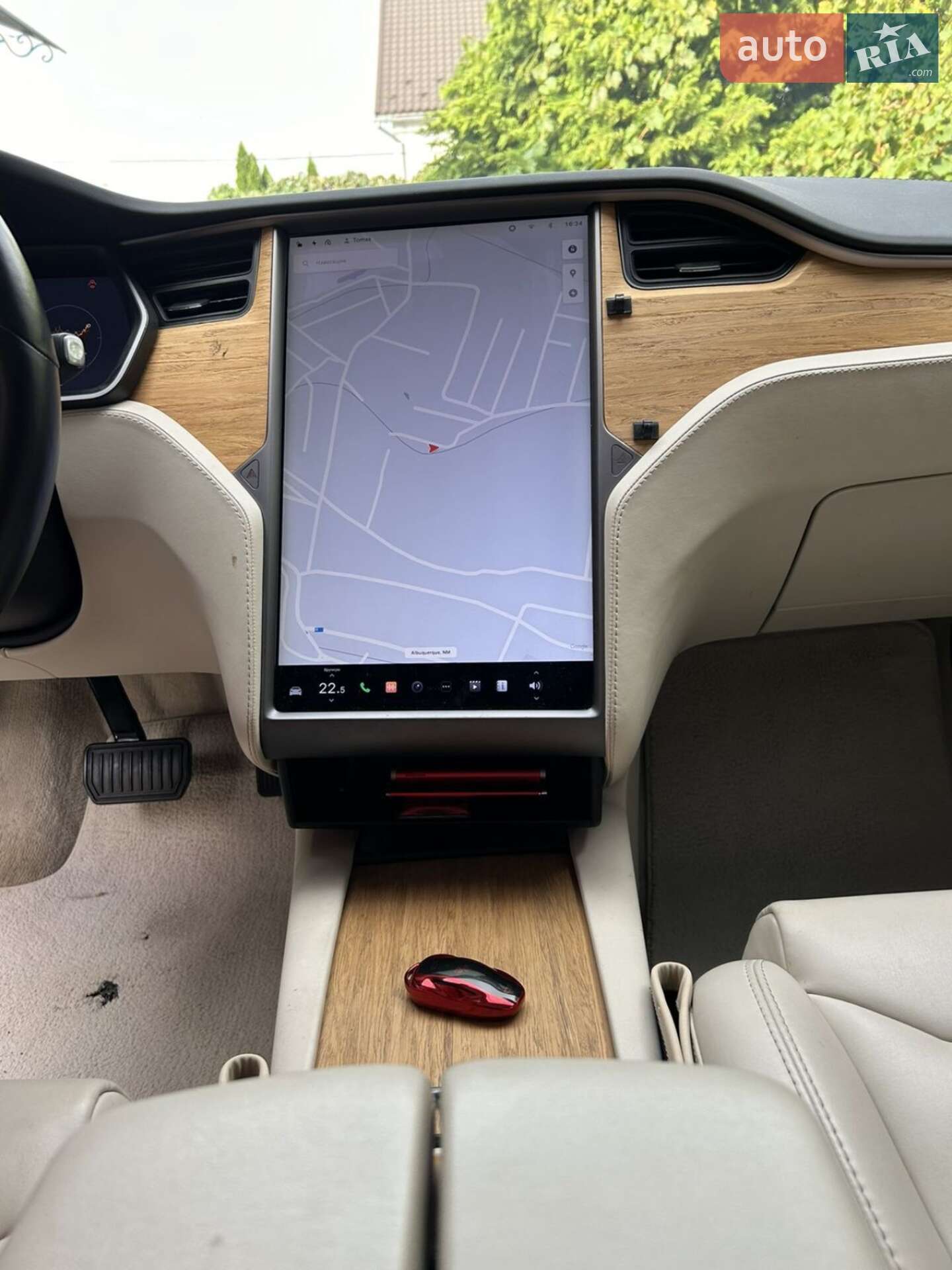 Tesla Model S 2019 VIN 5YJSA1E26KF307229 фото оголошення 9 з 25