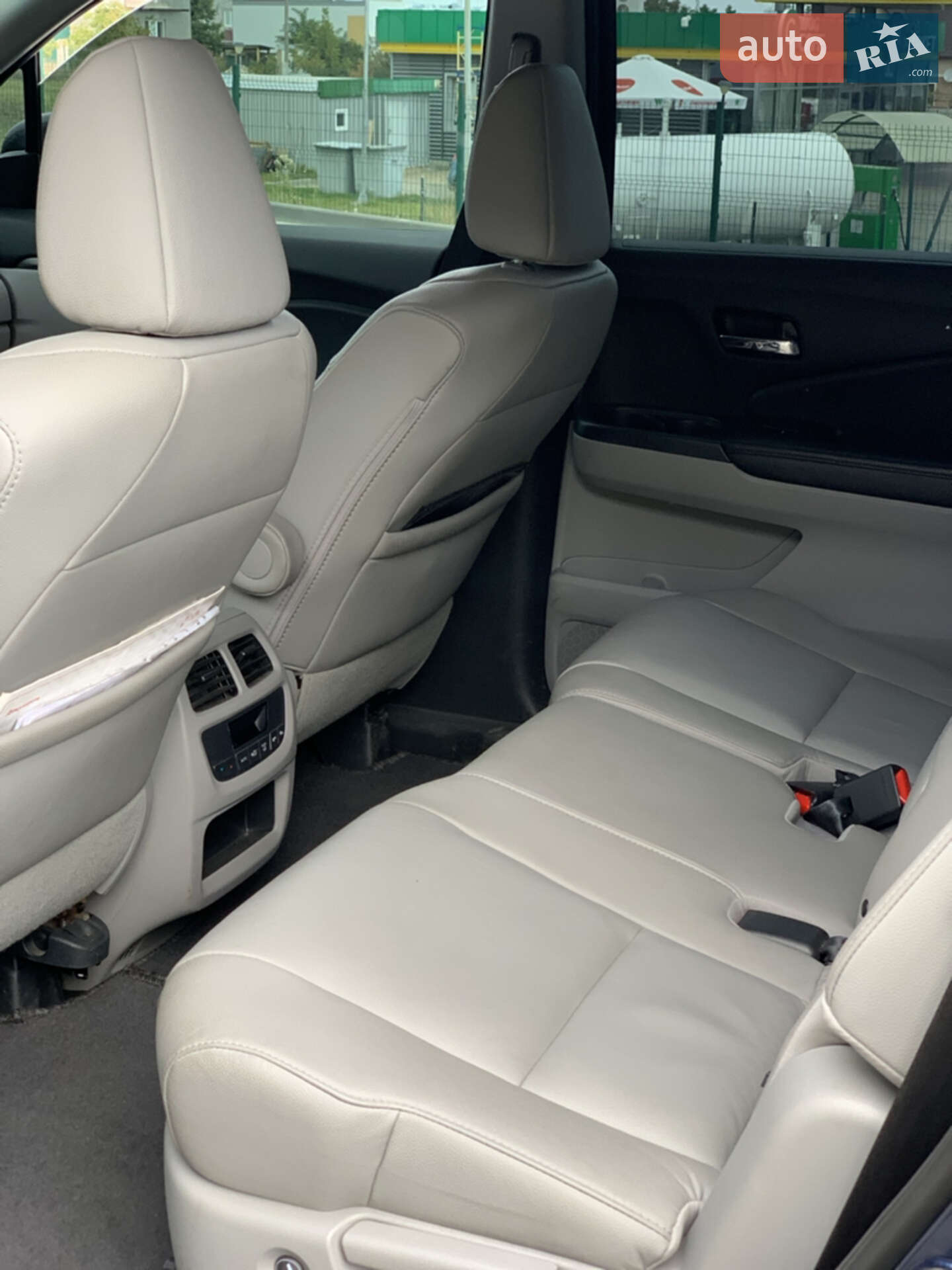 Honda Pilot 2017 VIN 5FNYF6H79HB060507 фото оголошення 2 з 7