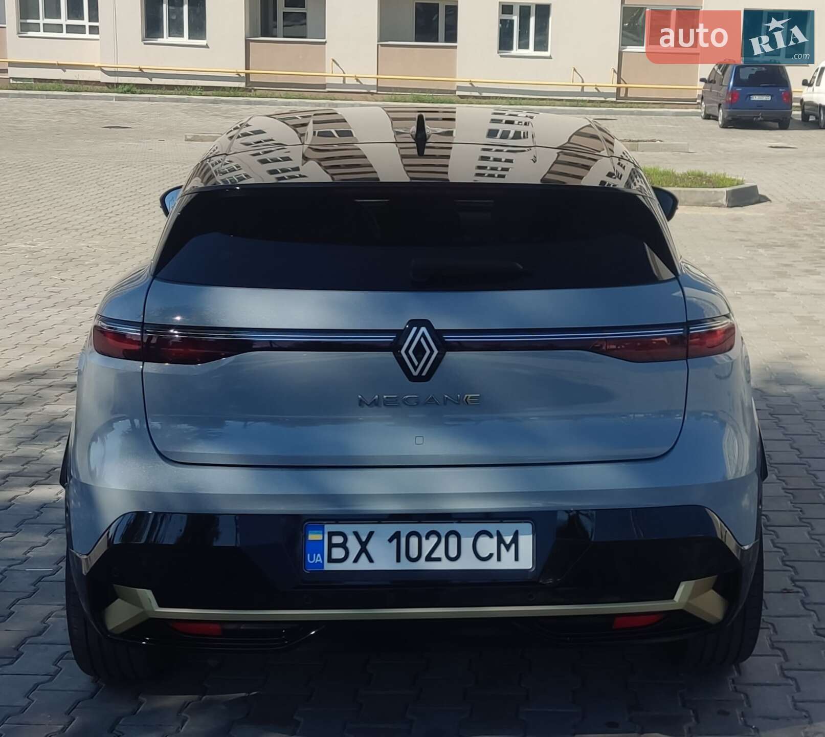 Renault Megane E-Tech Electric 2022 VIN VF1RCB00469835371 фото оголошення 18 з 48