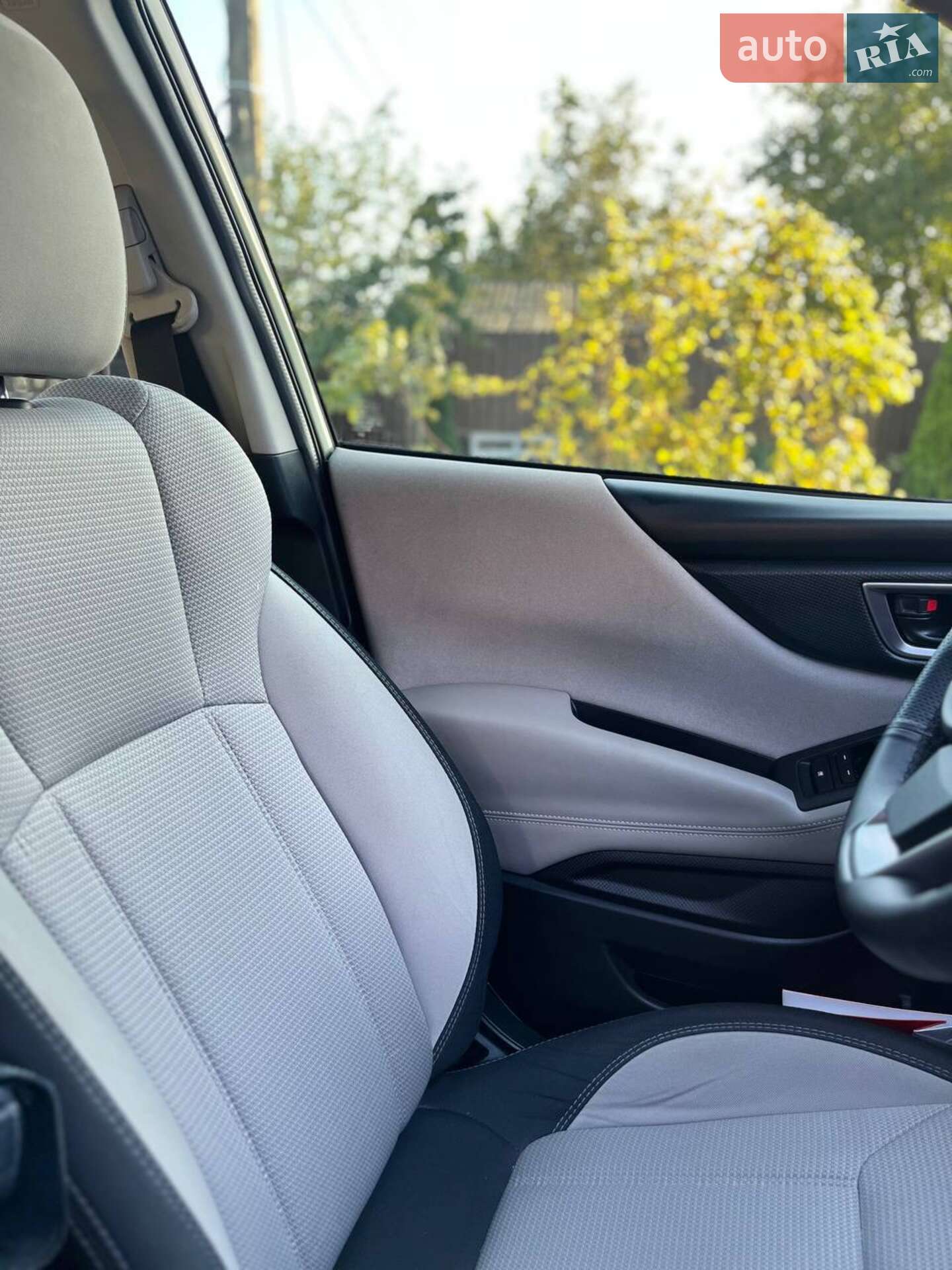 Subaru Forester 2019 VIN JF2SKACC5KH568555 фото оголошення 7 з 10