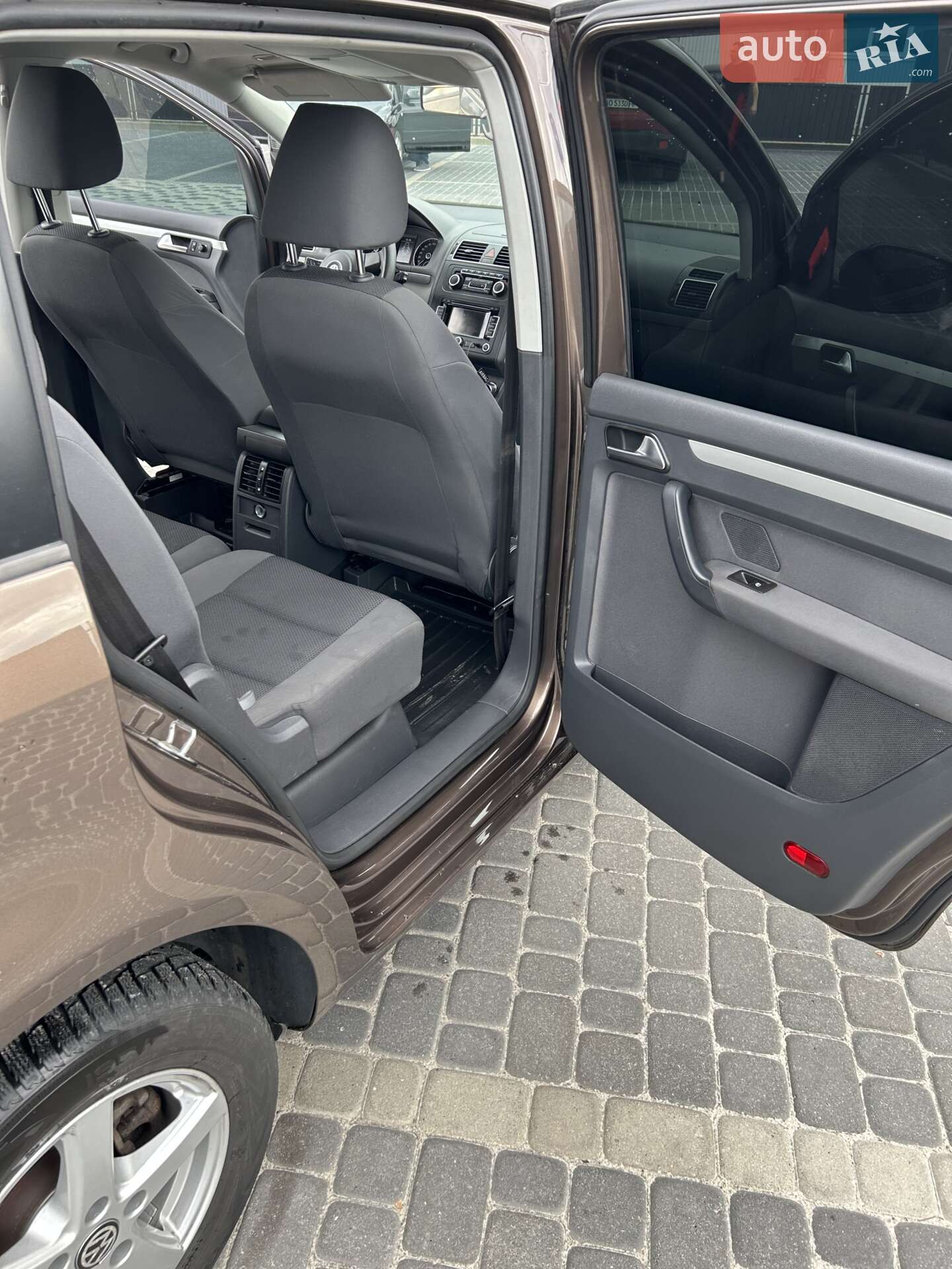Volkswagen Touran 2011 VIN WVGZZZ1TZBW090792 фото оголошення 11 з 14