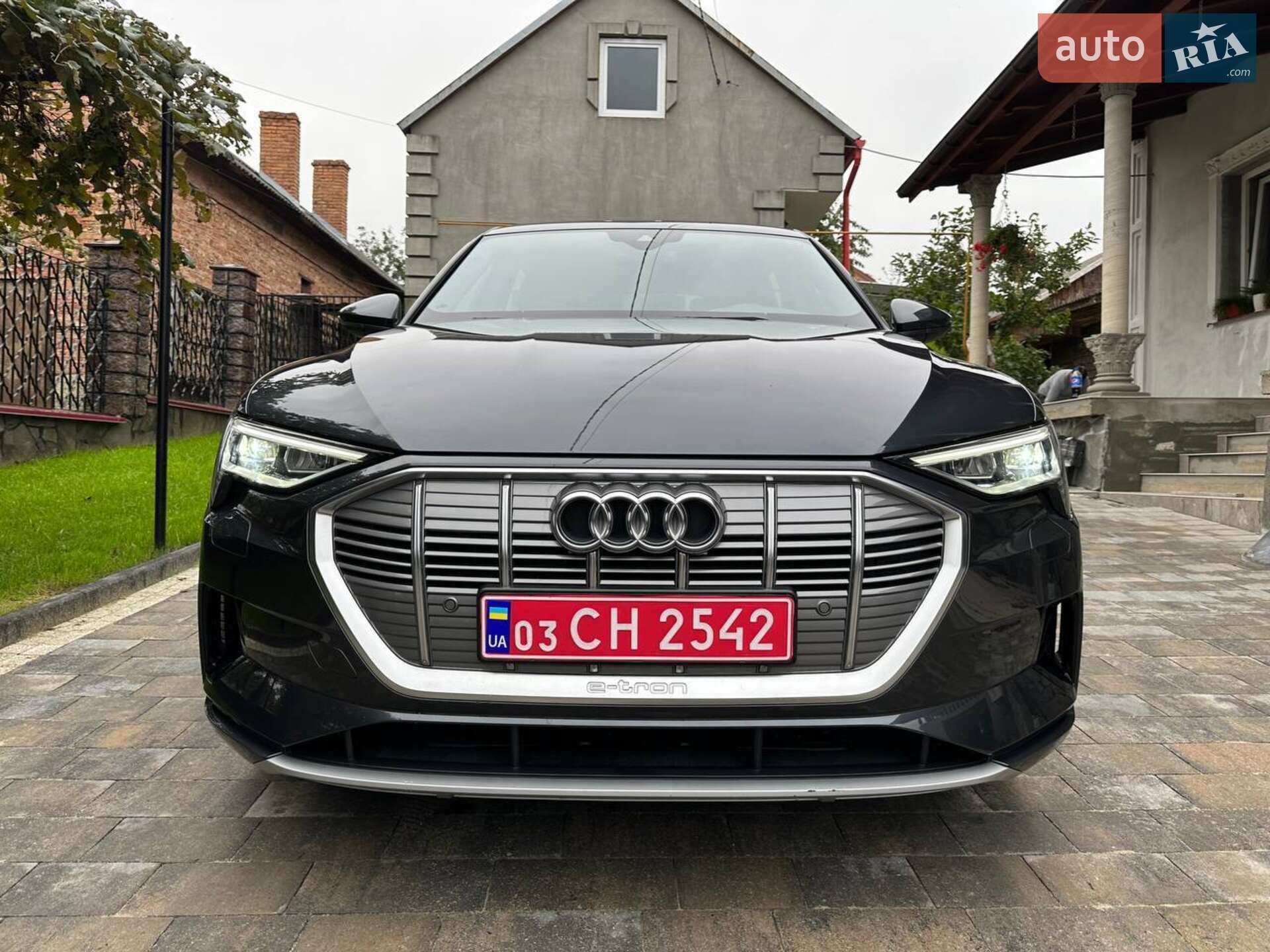 Audi e-tron 2020 VIN WAUZZZGE4LB028201 фото оголошення 7 з 66