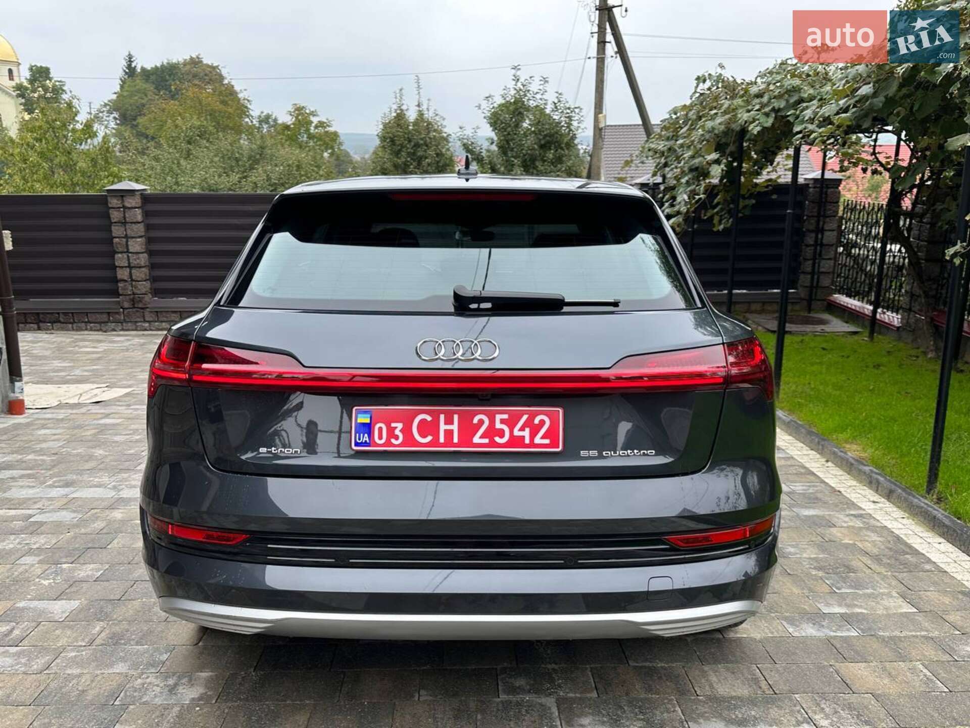 Audi e-tron 2020 VIN WAUZZZGE4LB028201 фото оголошення 5 з 66