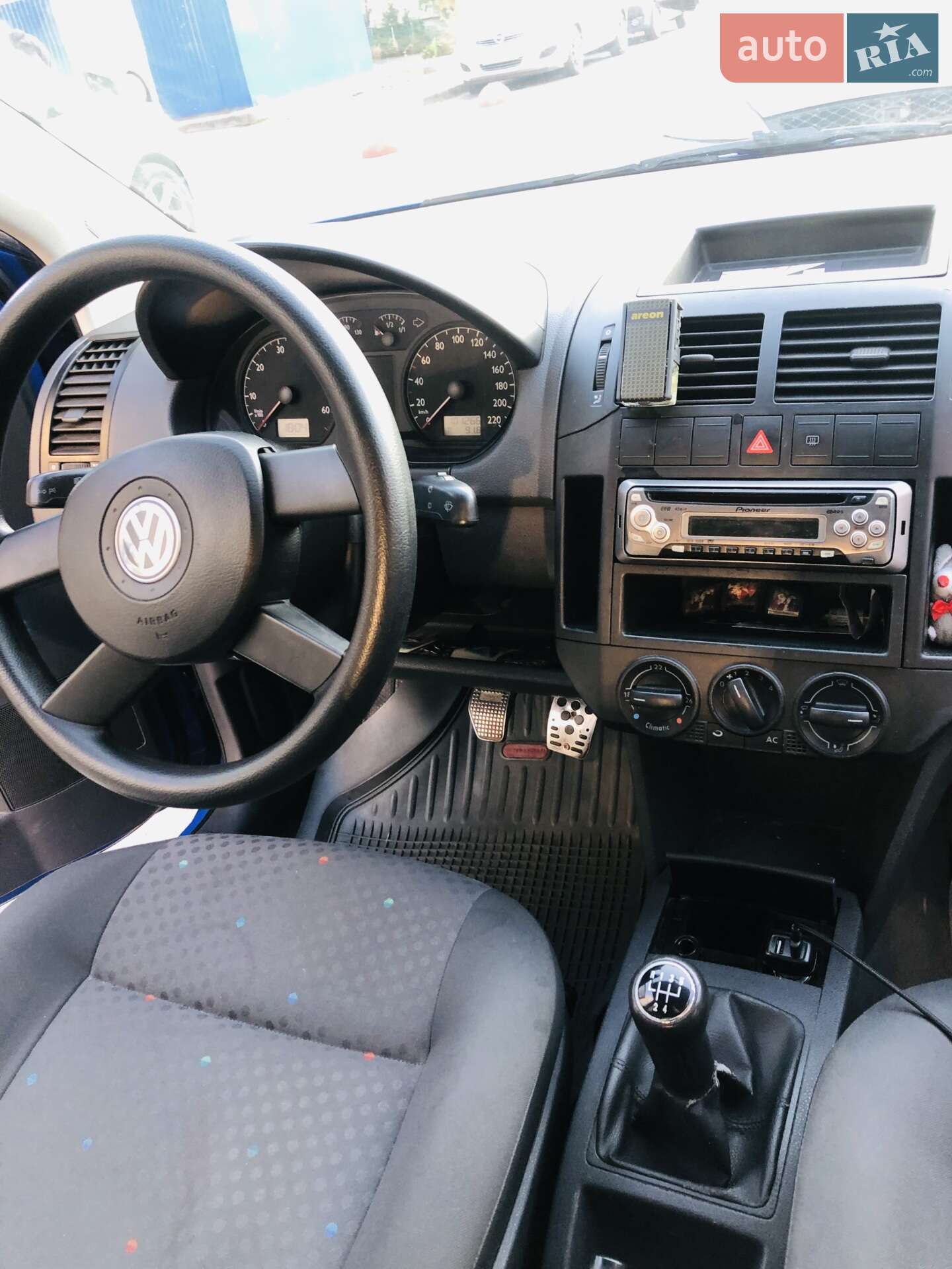 Volkswagen Polo 2004 VIN WVWZZZ9NZ4D047576 фото оголошення 12 з 17