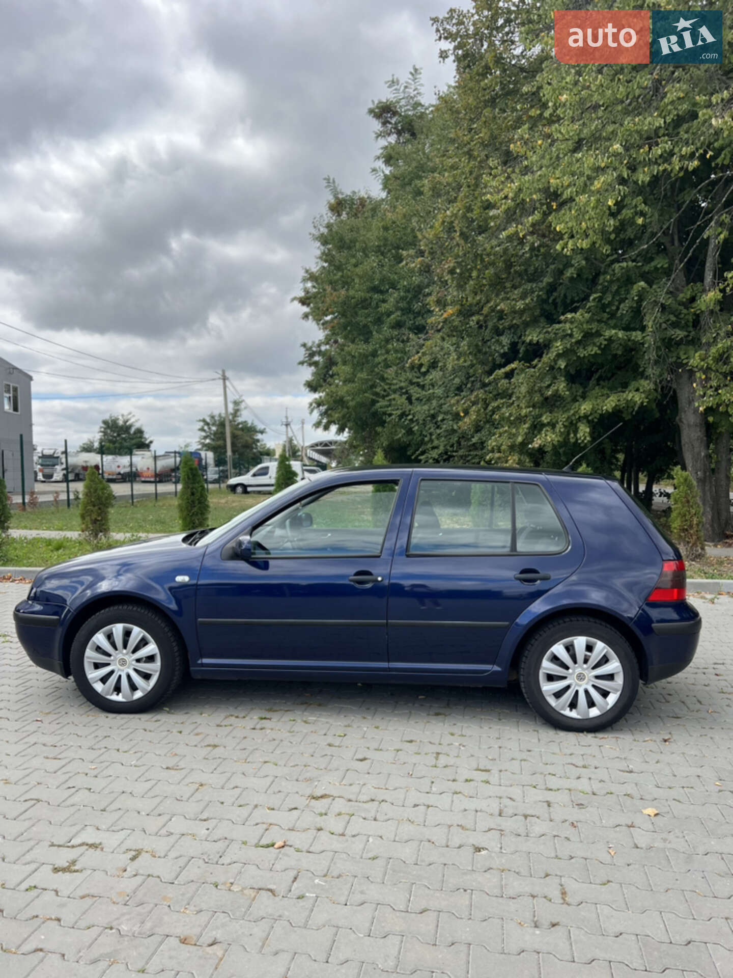 Volkswagen Golf 2001 VIN WVWZZZ1JZ1W487450 фото оголошення 4 з 17