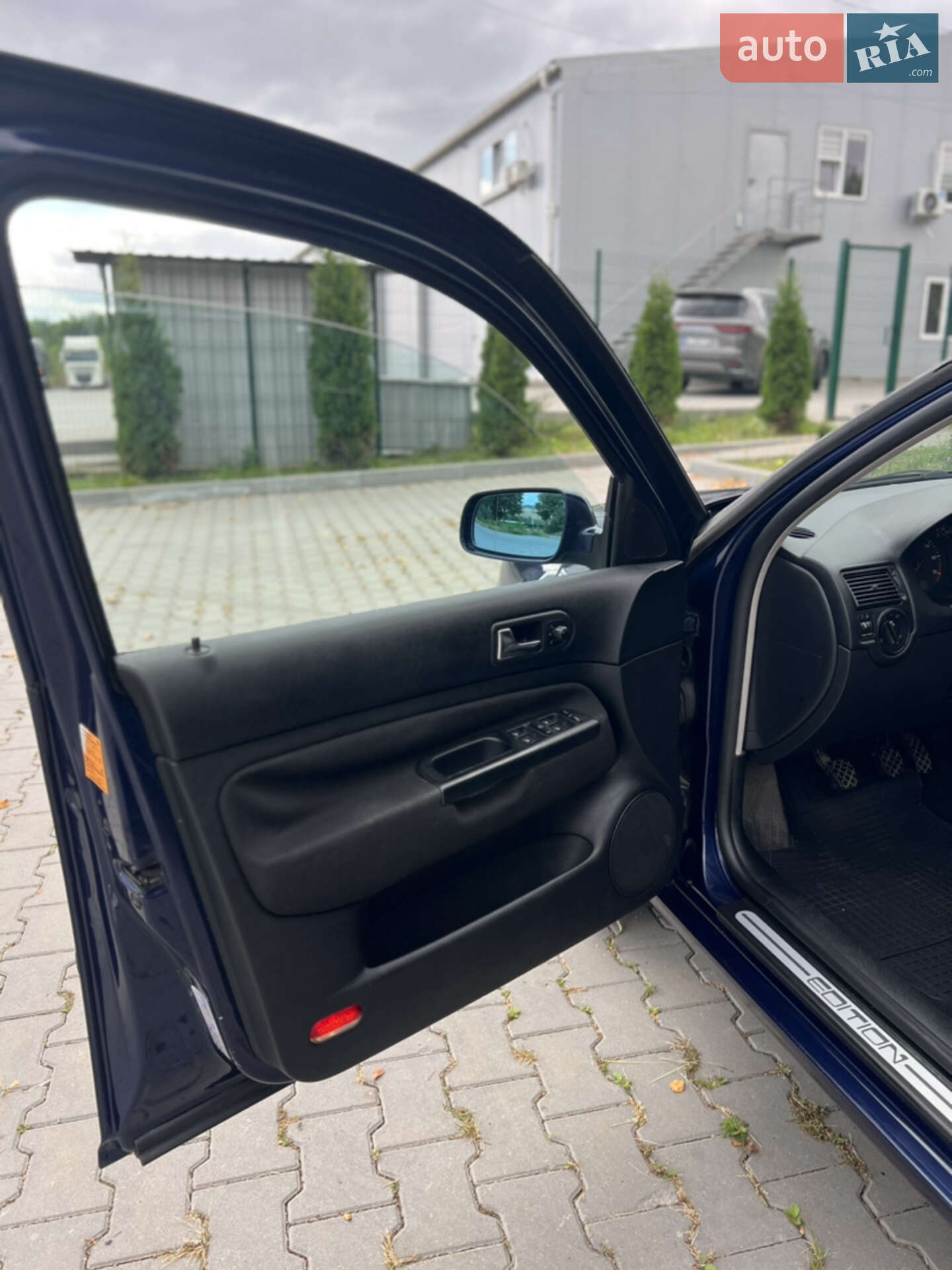 Volkswagen Golf 2001 VIN WVWZZZ1JZ1W487450 фото оголошення 8 з 17