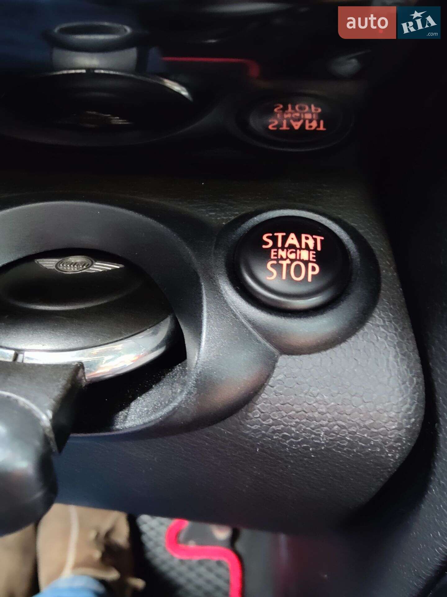 MINI Countryman 2014 VIN WMWZC3C52FWT02268 фото оголошення 13 з 30