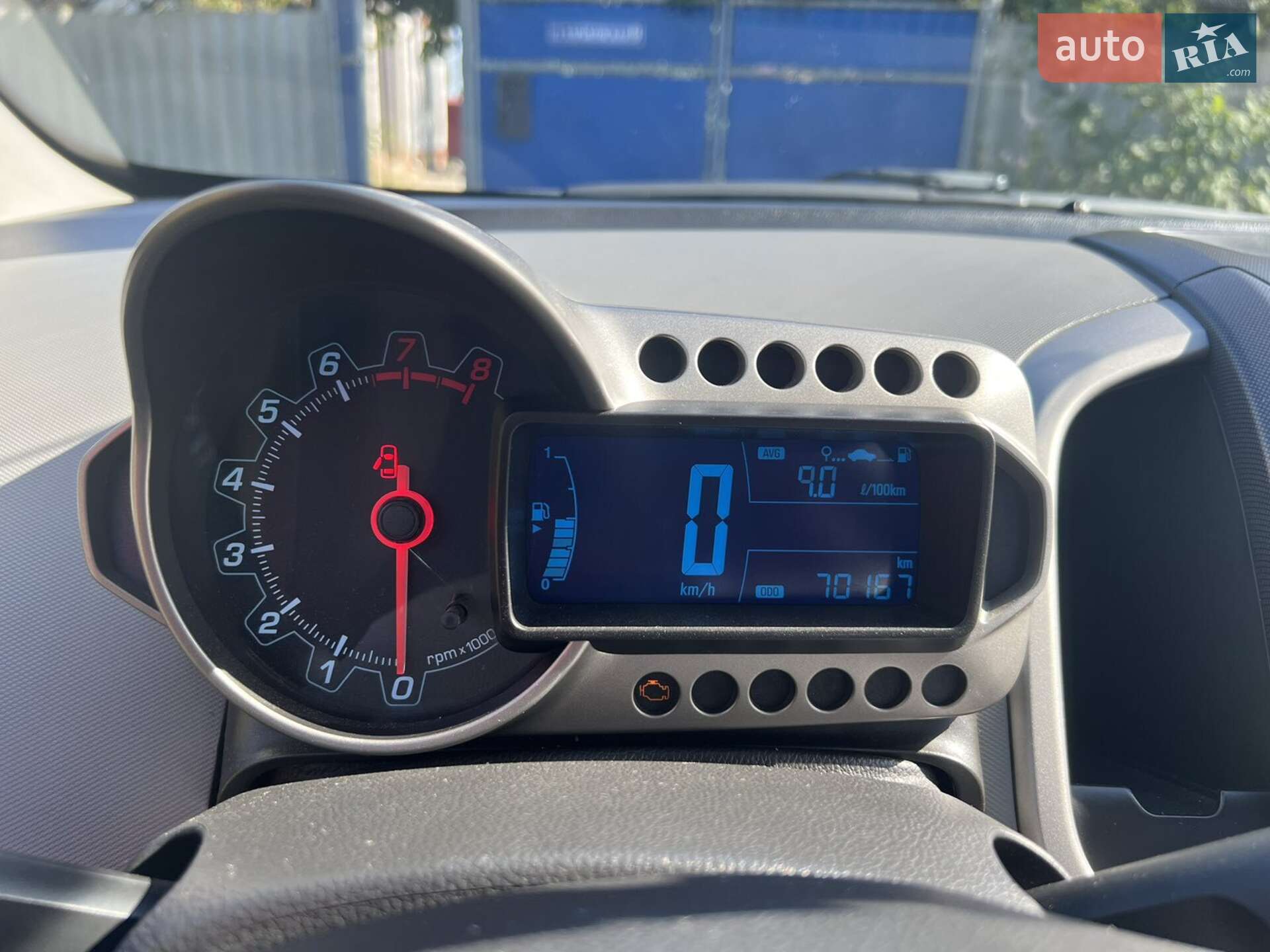Chevrolet Aveo 2014 VIN Y6DTF69FJEB575300 фото оголошення 4 з 6