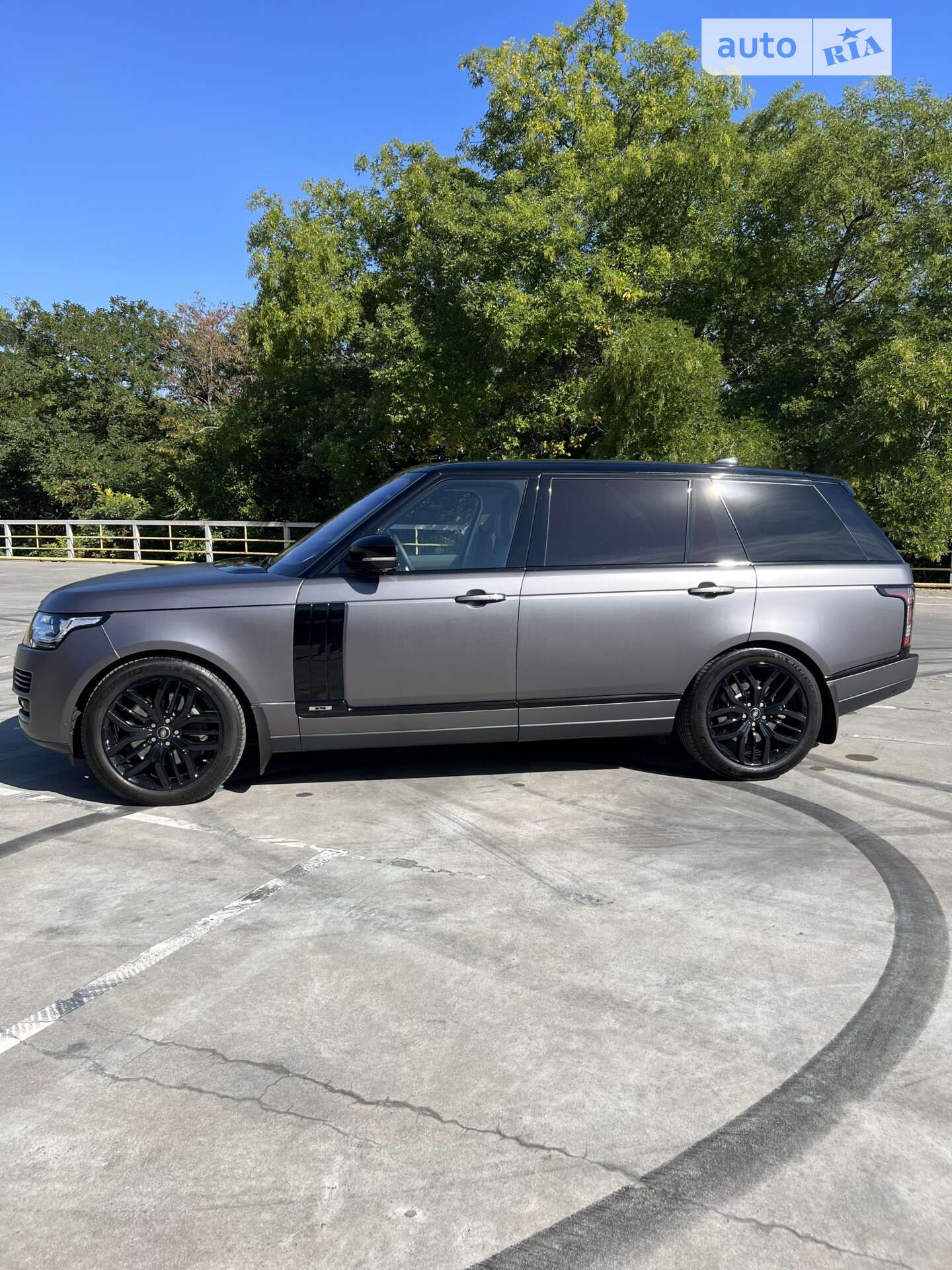 Land Rover Range Rover 2017 VIN SALGA3FE9HA346921 фото оголошення 3 з 27