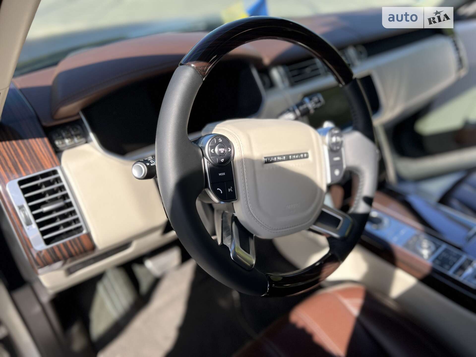 Land Rover Range Rover 2017 VIN SALGA3FE9HA346921 фото оголошення 26 з 27