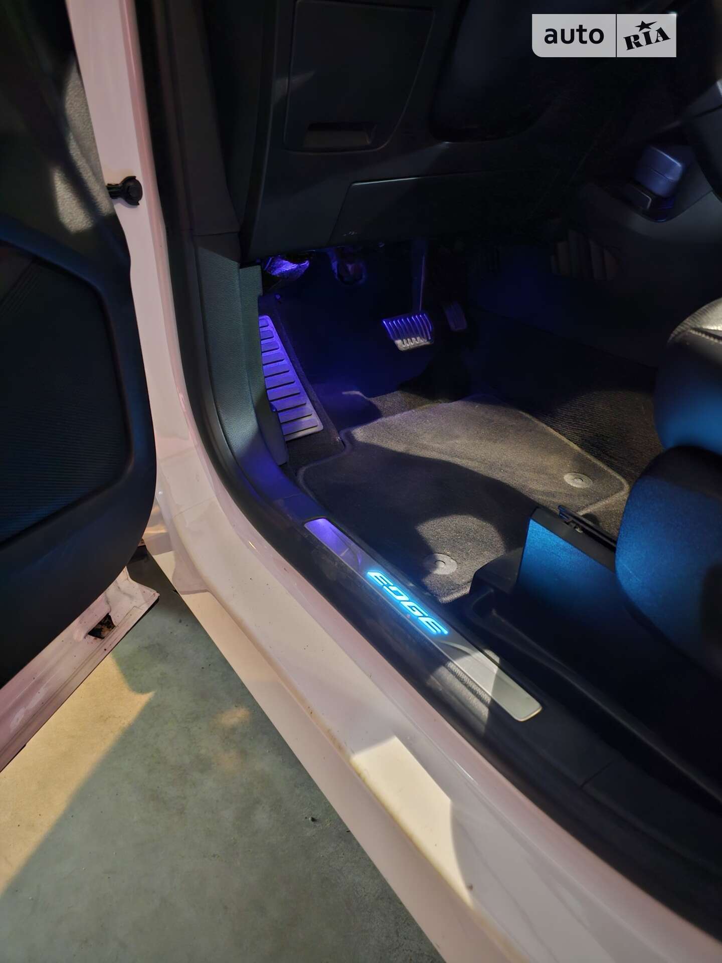 Ford Edge 2019 VIN 2FMTK4K38KBC04368 фото оголошення 19 з 21