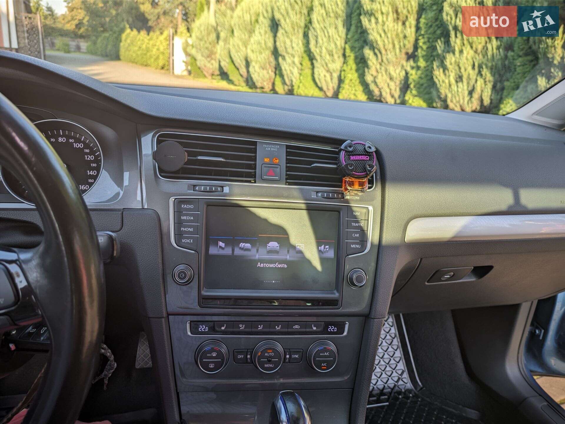 Volkswagen e-Golf 2015 VIN WVWZZZAUZFW912034 фото оголошення 13 з 31