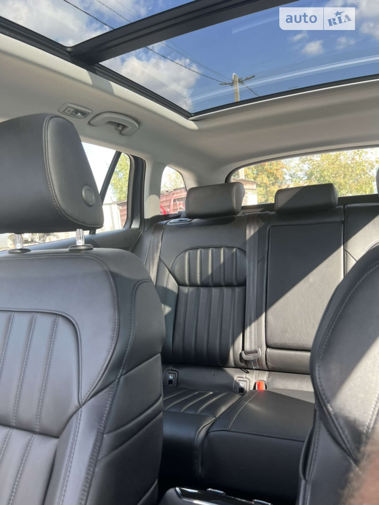 Skoda Superb 2018 VIN TMBJH9NP4K7007762 фото оголошення 24 з 30